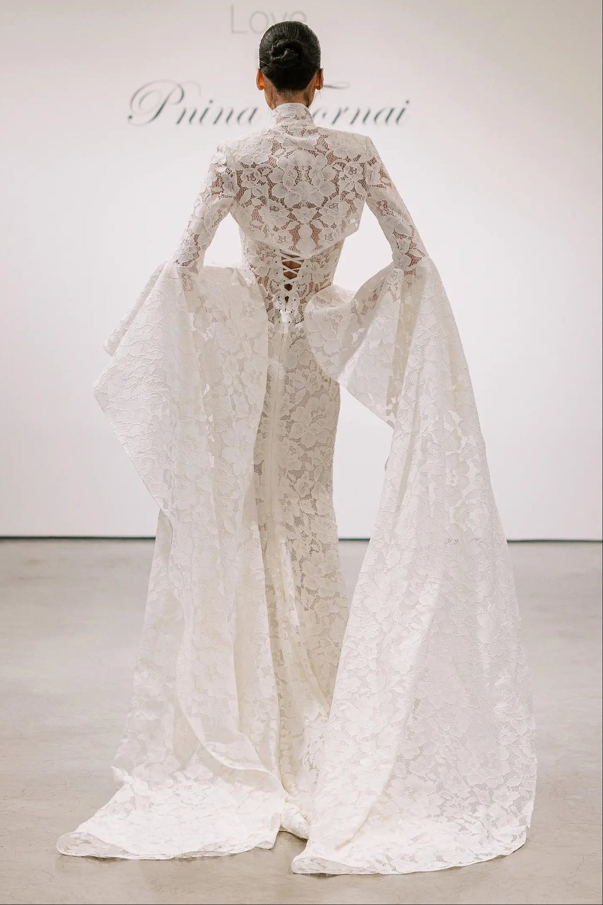 Wedding_Dress_Bridal_Gown_veil_Accessories_Los_Angeles_ForLove_Bridal-Monique-Lhuillier-pallas-Sima-Couture-Elysee-Vivienne-Westwood- Dana-Harel-Milla-Nova-La-Premiere-privee-loho-cinq-Sophia-Tolli-ines-di-santo-leah-da-gloria-rivini-oscar-de-la-renta-ysa-makino-eden-aharon-Mariana-Hardwick-Oksana-Mukha-Couture-Dana-Harel-Kyha-Nicole-Felicia-Enzoani-bridal-veils-best-bridal-store-in-los-angeles-enzoani-vera-wang-sarah-seven-Grace-Loves-Lace-lovely-bride-lilis-rachel-&-rose-liz-martinez-Dovita-bridal-minis
