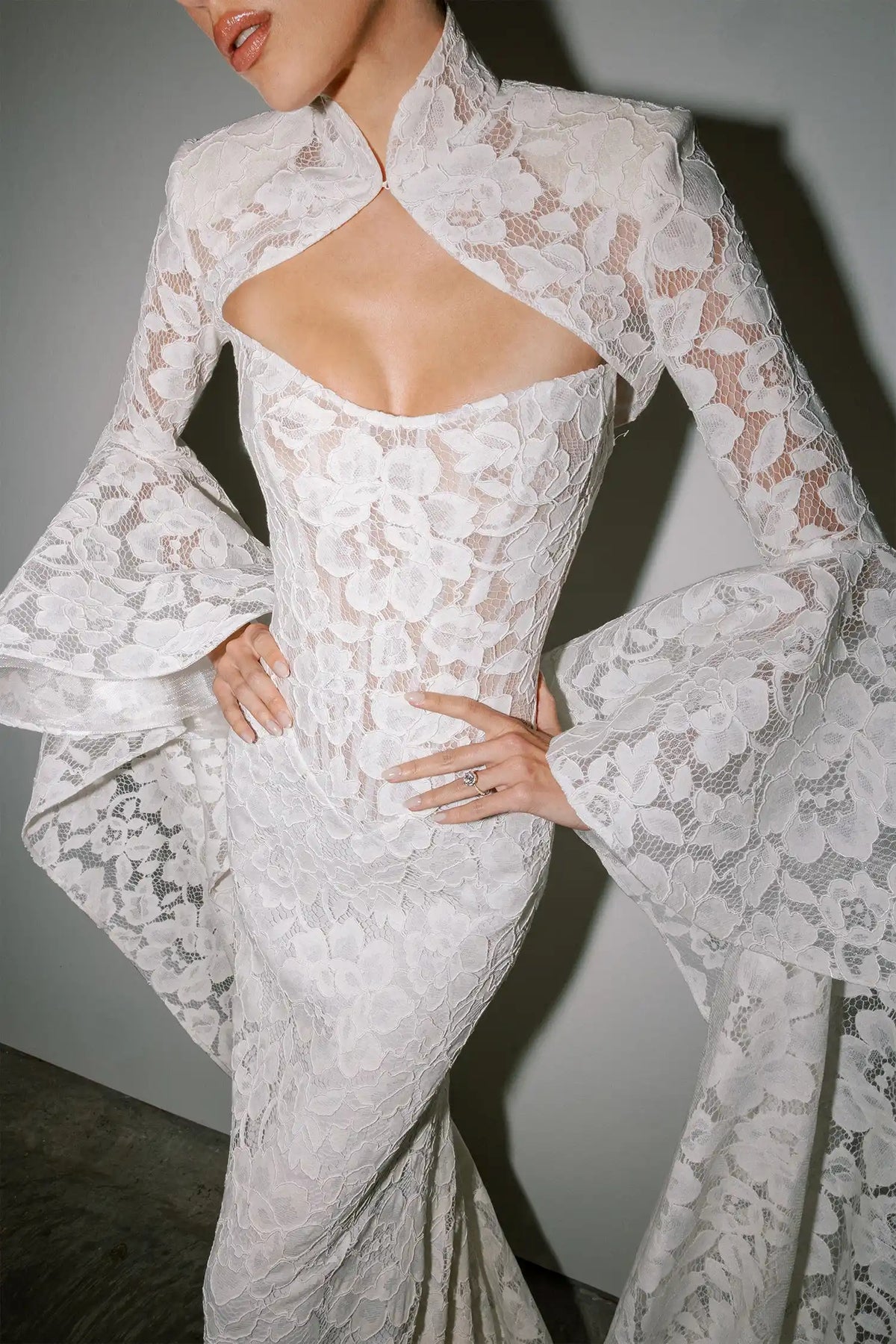 Wedding_Dress_Bridal_Gown_veil_Accessories_Los_Angeles_ForLove_Bridal-Monique-Lhuillier-pallas-Sima-Couture-Elysee-Vivienne-Westwood- Dana-Harel-Milla-Nova-La-Premiere-privee-loho-cinq-Sophia-Tolli-ines-di-santo-leah-da-gloria-rivini-oscar-de-la-renta-ysa-makino-eden-aharon-Mariana-Hardwick-Oksana-Mukha-Couture-Dana-Harel-Kyha-Nicole-Felicia-Enzoani-bridal-veils-best-bridal-store-in-los-angeles-enzoani-vera-wang-sarah-seven-Grace-Loves-Lace-lovely-bride-lilis-rachel-&-rose-liz-martinez-Dovita-bridal-minis