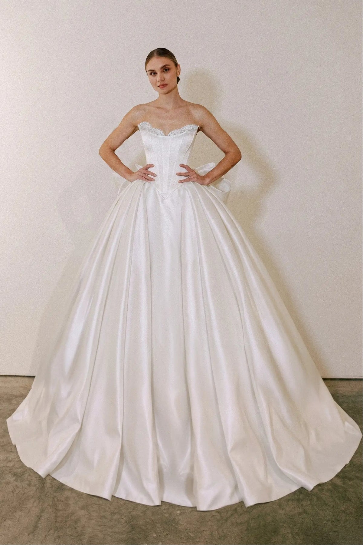 Wedding_Dress_Bridal_Gown_veil_Accessories_Los_Angeles_ForLove_Bridal-Monique-Lhuillier-pallas-Sima-Couture-Elysee-Vivienne-Westwood- Dana-Harel-Milla-Nova-La-Premiere-privee-loho-cinq-Sophia-Tolli-ines-di-santo-leah-da-gloria-rivini-oscar-de-la-renta-ysa-makino-eden-aharon-Mariana-Hardwick-Oksana-Mukha-Couture-Dana-Harel-Kyha-Nicole-Felicia-Enzoani-bridal-veils-best-bridal-store-in-los-angeles-enzoani-vera-wang-sarah-seven-Grace-Loves-Lace-lovely-bride-lilis-rachel-&-rose-liz-martinez-Dovita-bridal-minis