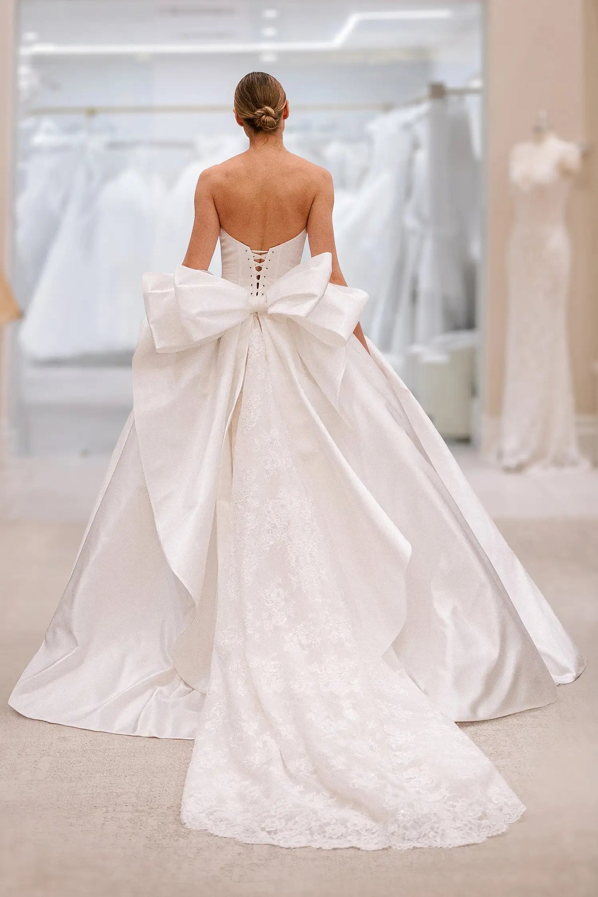 Wedding_Dress_Bridal_Gown_veil_Accessories_Los_Angeles_ForLove_Bridal-Monique-Lhuillier-pallas-Sima-Couture-Elysee-Vivienne-Westwood- Dana-Harel-Milla-Nova-La-Premiere-privee-loho-cinq-Sophia-Tolli-ines-di-santo-leah-da-gloria-rivini-oscar-de-la-renta-ysa-makino-eden-aharon-Mariana-Hardwick-Oksana-Mukha-Couture-Dana-Harel-Kyha-Nicole-Felicia-Enzoani-bridal-veils-best-bridal-store-in-los-angeles-enzoani-vera-wang-sarah-seven-Grace-Loves-Lace-lovely-bride-lilis-rachel-&-rose-liz-martinez-Dovita-bridal-minis