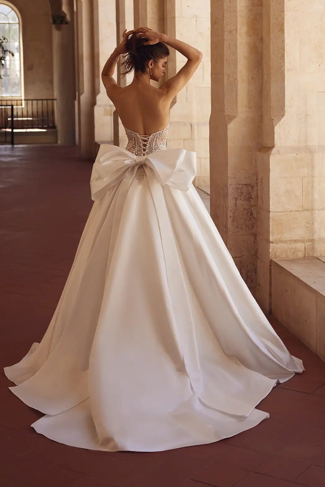 Wedding_Dress_Bridal_Gown_veil_Accessories_Los_Angeles_ForLove_Bridal-Monique-Lhuillier-pallas-Sima-Couture-Elysee-Vivienne-Westwood- Dana-Harel-Milla-Nova-La-Premiere-privee-loho-cinq-Sophia-Tolli-ines-di-santo-leah-da-gloria-rivini-oscar-de-la-renta-ysa-makino-eden-aharon-Mariana-Hardwick-Oksana-Mukha-Couture-Dana-Harel-Kyha-Nicole-Felicia-Enzoani-bridal-veils-best-bridal-store-in-los-angeles-enzoani-vera-wang-sarah-seven-Grace-Loves-Lace-lovely-bride-lilis-rachel-&-rose-liz-martinez-Dovita-bridal-minis