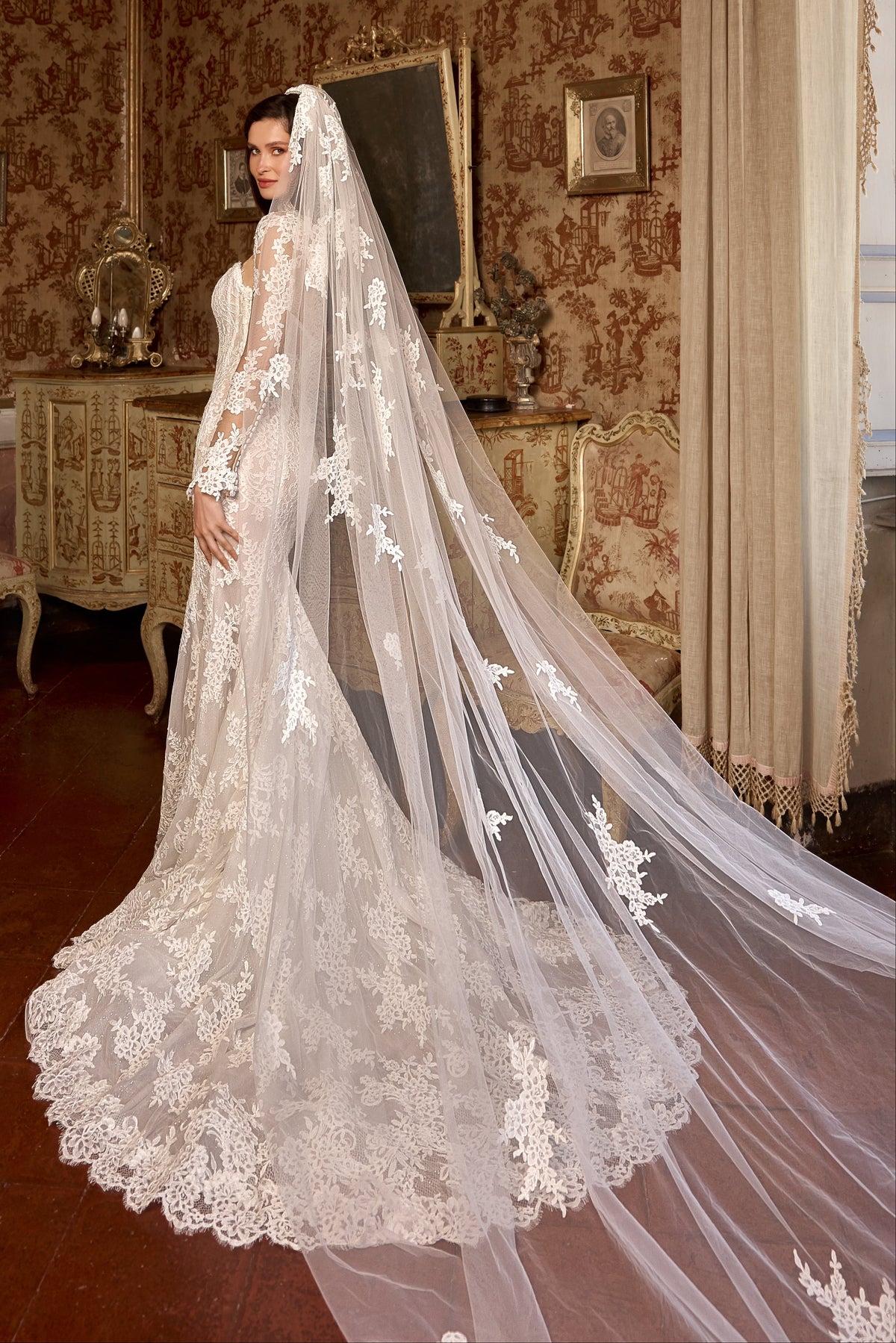 Wedding_Dress_Bridal_Gown_veil_Accessories_Los_Angeles_ForLove_Bridal-Monique-Lhuillier-pallas-Sima-Couture-Elysee-Vivienne-Westwood- Dana-Harel-Milla-Nova-La-Premiere-privee-Muse-cinq-Sophia-Tolli-ines-di-santo-leah-da-gloria-rivini-oscar-de-la-renta-ysa-makino-eden-aharon-Mariana-Hardwick-Oksana-Mukha-Couture-Dana-Harel-Kyha-Nicole-Felicia-Enzoani-bridal-veils-best-bridal-store-in-los-angeles-enzoani-vera-wang-sarah-seven-Grace-Loves-Lace-lovely-bride-lilis-rachel-&-rose-liz-martinez-Dovita-bridal-minis