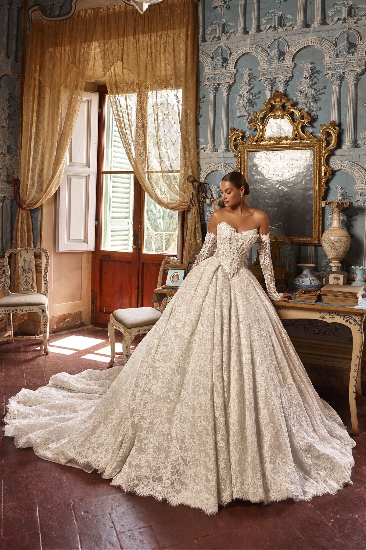 Wedding_Dress_Bridal_Gown_veil_Accessories_Los_Angeles_ForLove_Bridal-Monique-Lhuillier-pallas-Sima-Couture-Elysee-Vivienne-Westwood- Dana-Harel-Milla-Nova-La-Premiere-privee-Muse-cinq-Sophia-Tolli-ines-di-santo-leah-da-gloria-rivini-oscar-de-la-renta-ysa-makino-eden-aharon-Mariana-Hardwick-Oksana-Mukha-Couture-Dana-Harel-Kyha-Nicole-Felicia-Enzoani-bridal-veils-best-bridal-store-in-los-angeles-enzoani-vera-wang-sarah-seven-Grace-Loves-Lace-lovely-bride-lilis-rachel-&-rose-liz-martinez-Dovita-bridal-minis
