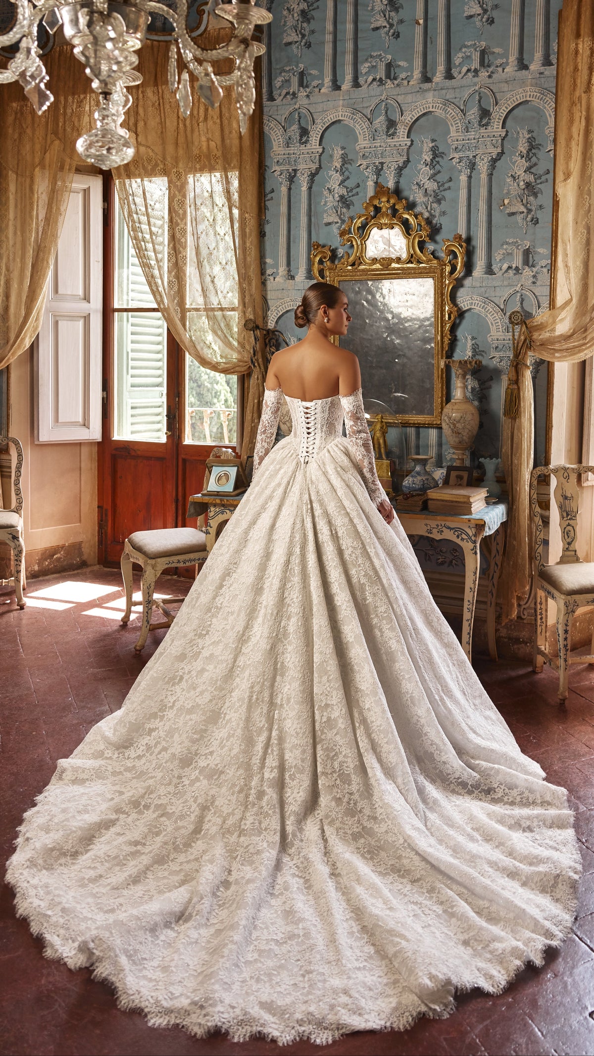 Wedding_Dress_Bridal_Gown_veil_Accessories_Los_Angeles_ForLove_Bridal-Monique-Lhuillier-pallas-Sima-Couture-Elysee-Vivienne-Westwood- Dana-Harel-Milla-Nova-La-Premiere-privee-Muse-cinq-Sophia-Tolli-ines-di-santo-leah-da-gloria-rivini-oscar-de-la-renta-ysa-makino-eden-aharon-Mariana-Hardwick-Oksana-Mukha-Couture-Dana-Harel-Kyha-Nicole-Felicia-Enzoani-bridal-veils-best-bridal-store-in-los-angeles-enzoani-vera-wang-sarah-seven-Grace-Loves-Lace-lovely-bride-lilis-rachel-&-rose-liz-martinez-Dovita-bridal-minis
