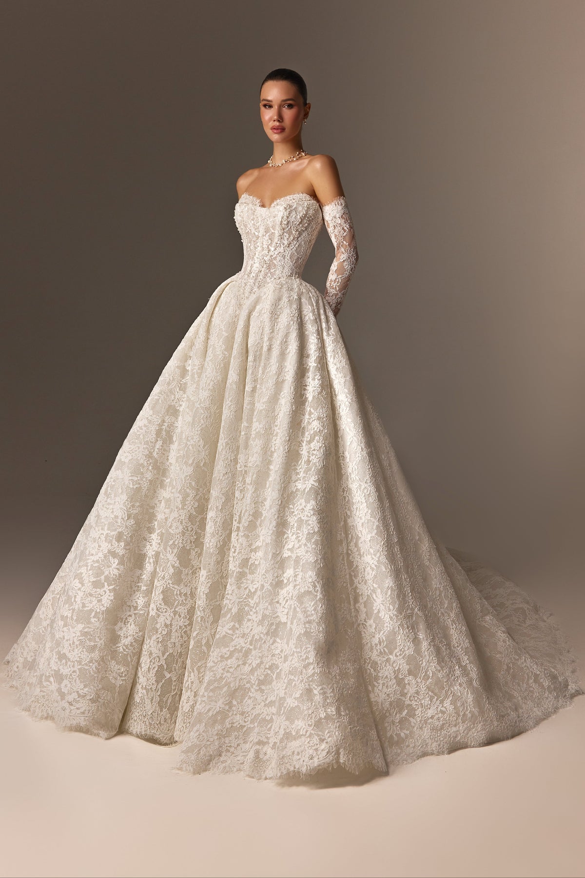 Wedding_Dress_Bridal_Gown_veil_Accessories_Los_Angeles_ForLove_Bridal-Monique-Lhuillier-pallas-Sima-Couture-Elysee-Vivienne-Westwood- Dana-Harel-Milla-Nova-La-Premiere-privee-Muse-cinq-Sophia-Tolli-ines-di-santo-leah-da-gloria-rivini-oscar-de-la-renta-ysa-makino-eden-aharon-Mariana-Hardwick-Oksana-Mukha-Couture-Dana-Harel-Kyha-Nicole-Felicia-Enzoani-bridal-veils-best-bridal-store-in-los-angeles-enzoani-vera-wang-sarah-seven-Grace-Loves-Lace-lovely-bride-lilis-rachel-&-rose-liz-martinez-Dovita-bridal-minis