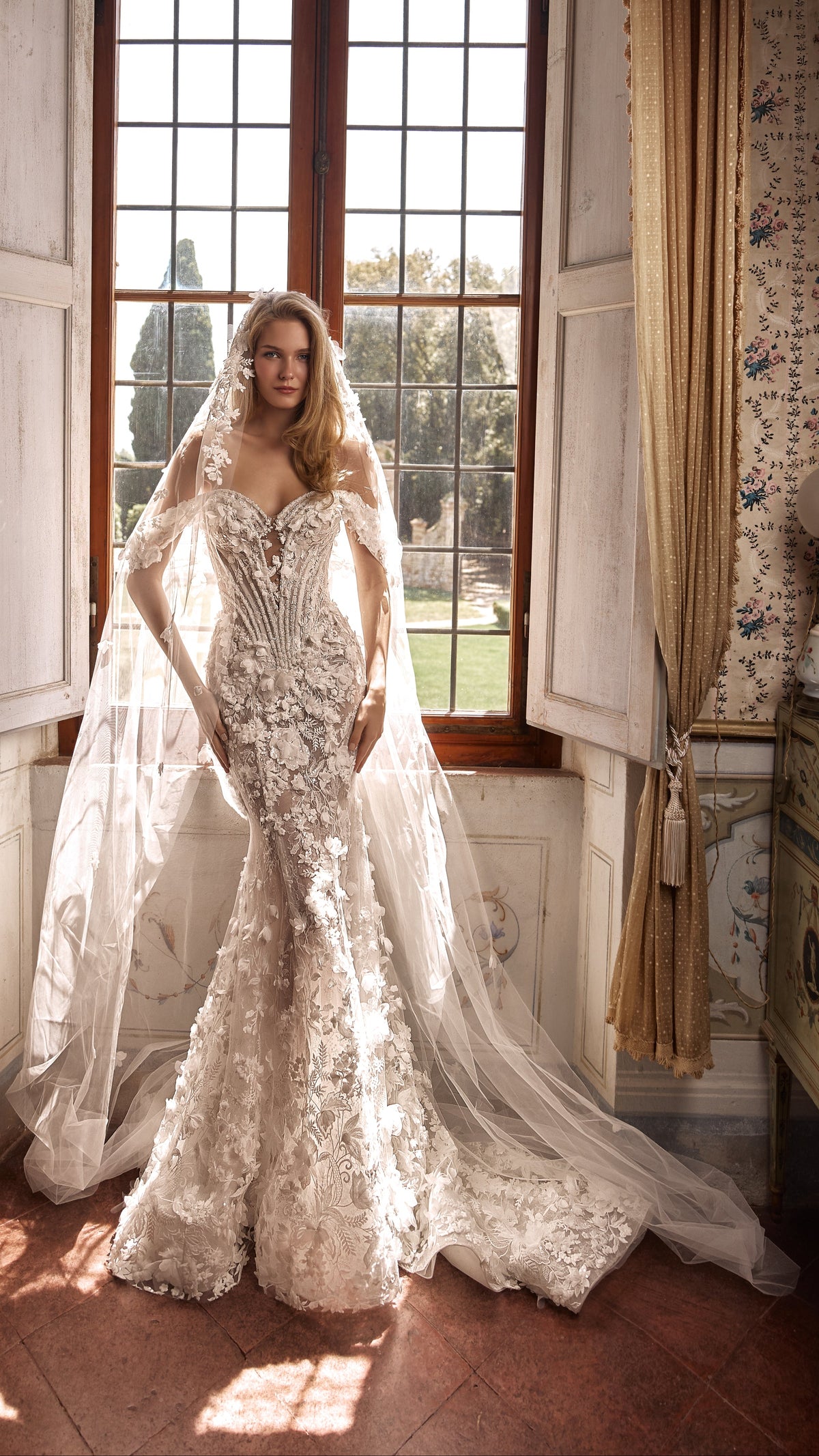Wedding_Dress_Bridal_Gown_veil_Accessories_Los_Angeles_ForLove_Bridal-Monique-Lhuillier-pallas-Sima-Couture-Elysee-Vivienne-Westwood- Dana-Harel-Milla-Nova-La-Premiere-privee-Muse-cinq-Sophia-Tolli-ines-di-santo-leah-da-gloria-rivini-oscar-de-la-renta-ysa-makino-eden-aharon-Mariana-Hardwick-Oksana-Mukha-Couture-Dana-Harel-Kyha-Nicole-Felicia-Enzoani-bridal-veils-best-bridal-store-in-los-angeles-enzoani-vera-wang-sarah-seven-Grace-Loves-Lace-lovely-bride-lilis-rachel-&-rose-liz-martinez-Dovita-bridal-minis