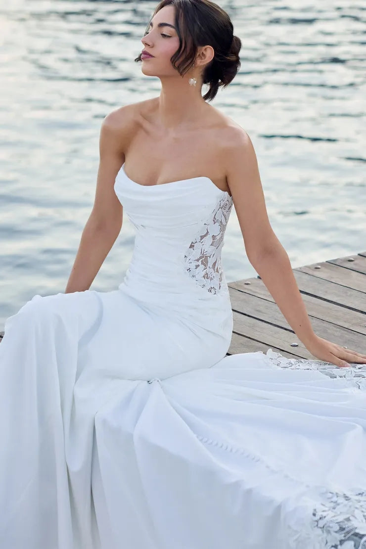 Wedding_Dress_Bridal_Gown_veil_Accessories_Los_Angeles_ForLove_Bridal-Monique-Lhuillier-pallas-Sima-Couture-Elysee-Vivienne-Westwood- Dana-Harel-Milla-Nova-La-Premiere-privee-loho-cinq-Sophia-Tolli-ines-di-santo-leah-da-gloria-rivini-oscar-de-la-renta-ysa-makino-eden-aharon-Mariana-Hardwick-Oksana-Mukha-Couture-Dana-Harel-Kyha-Nicole-Felicia-Enzoani-bridal-veils-best-bridal-store-in-los-angeles-enzoani-vera-wang-sarah-seven-Grace-Loves-Lace-lovely-bride-lilis-rachel-&-rose-liz-martinez-Dovita-bridal-minis