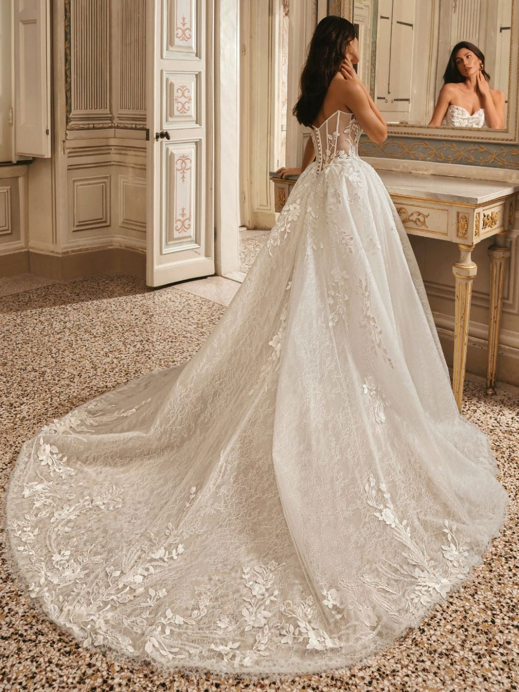 Wedding_Dress_Bridal_Gown_veil_Accessories_Los_Angeles_ForLove_Bridal-Monique-Lhuillier-pallas-Sima-Couture-Elysee-Vivienne-Westwood- Dana-Harel-Milla-Nova-La-Premiere-privee-loho-cinq-Sophia-Tolli-ines-di-santo-leah-da-gloria-rivini-oscar-de-la-renta-ysa-makino-eden-aharon-Mariana-Hardwick-Oksana-Mukha-Couture-Dana-Harel-Kyha-Nicole-Felicia-Enzoani-bridal-veils-best-bridal-store-in-los-angeles-enzoani-vera-wang-sarah-seven-Grace-Loves-Lace-lovely-bride-lilis-rachel-&-rose-liz-martinez-Dovita-bridal-minis