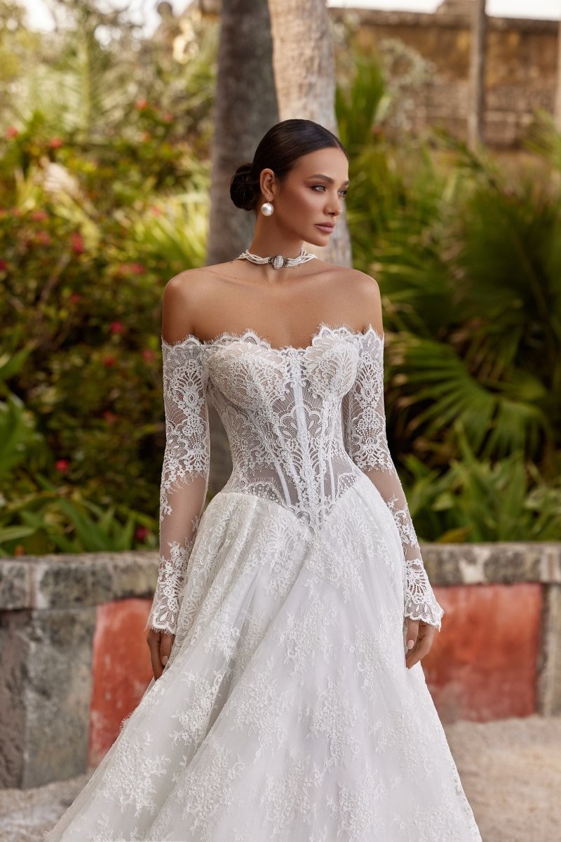 Wedding_Dress_Bridal_Gown_veil_Accessories_Los_Angeles_ForLove_Bridal-Monique-Lhuillier-pallas-Sima-Couture-Elysee-Vivienne-Westwood- Dana-Harel-Milla-Nova-La-Premiere-privee-loho-cinq-Sophia-Tolli-ines-di-santo-leah-da-gloria-rivini-oscar-de-la-renta-ysa-makino-eden-aharon-Mariana-Hardwick-Oksana-Mukha-Couture-Dana-Harel-Kyha-Nicole-Felicia-Enzoani-bridal-veils-best-bridal-store-in-los-angeles-enzoani-vera-wang-sarah-seven-Grace-Loves-Lace-lovely-bride-lilis-rachel-&-rose-liz-martinez-Dovita-bridal-minis