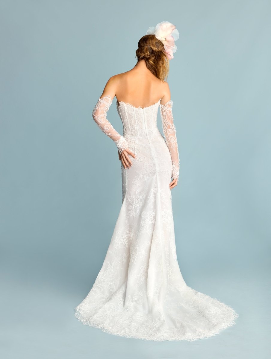 Wedding_Dress_Bridal_Gown_veil_Accessories_Los_Angeles_ForLove_Bridal-Monique-Lhuillier-pallas-Sima-Couture-Elysee-Vivienne-Westwood- Dana-Harel-Milla-Nova-La-Premiere-privee-loho-cinq-Sophia-Tolli-ines-di-santo-leah-da-gloria-rivini-oscar-de-la-renta-ysa-makino-eden-aharon-Mariana-Hardwick-Oksana-Mukha-Couture-Dana-Harel-Kyha-Nicole-Felicia-Enzoani-bridal-veils-best-bridal-store-in-los-angeles-enzoani-vera-wang-sarah-seven-Grace-Loves-Lace-lovely-bride-lilis-rachel-&-rose-liz-martinez-Dovita-bridal-minis