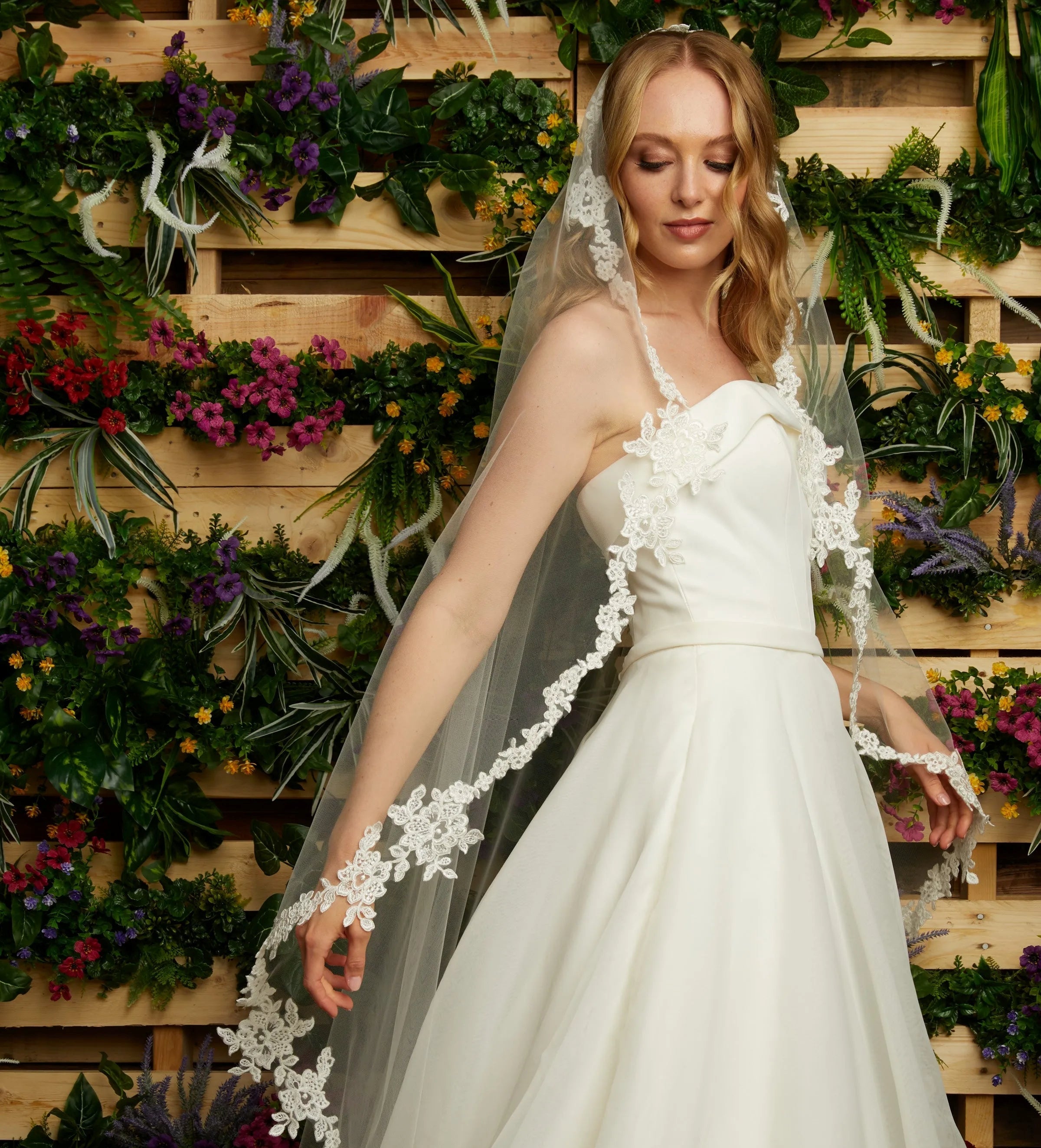 Wedding_Dress_Bridal_Gown_veil_Accessories_Los_Angeles_ForLove_Bridal-Monique-Lhuillier-pallas-Sima-Couture-Elysee-Vivienne-Westwood- Dana-Harel-Milla-Nova-La-Premiere-privee-loho-cinq-Sophia-Tolli-ines-di-santo-leah-da-gloria-rivini-oscar-de-la-renta-ysa-makino-eden-aharon-Mariana-Hardwick-Oksana-Mukha-Couture-Dana-Harel-Kyha-Nicole-Felicia-Enzoani-bridal-veils-best-bridal-store-in-los-angeles-enzoani-vera-wang-sarah-seven-Grace-Loves-Lace-lovely-bride-lilis-rachel-&-rose-liz-martinez-Dovita-bridal-minis