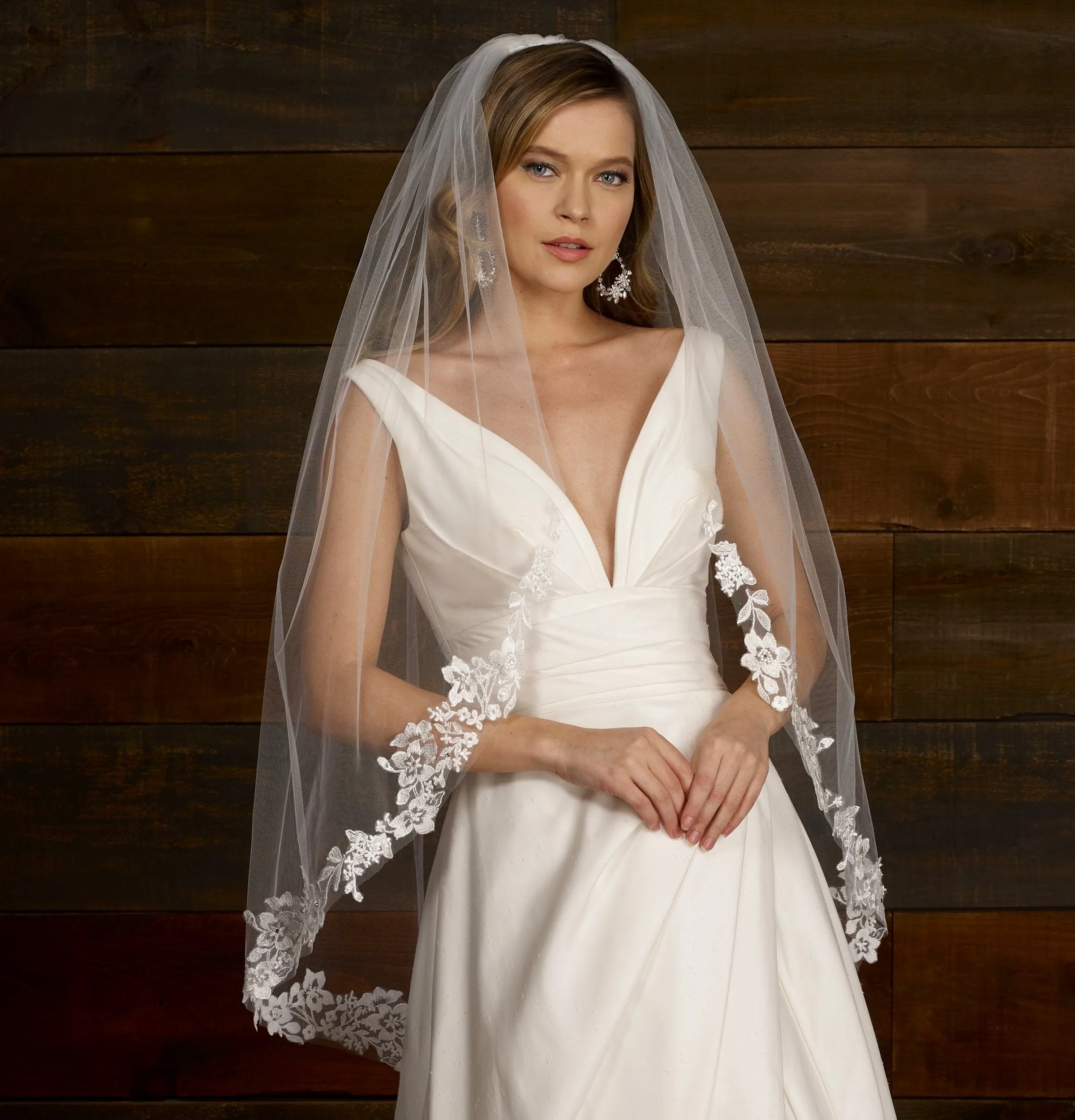 Wedding_Dress_Bridal_Gown_veil_Accessories_Los_Angeles_ForLove_Bridal-Monique-Lhuillier-pallas-Sima-Couture-Elysee-Vivienne-Westwood- Dana-Harel-Milla-Nova-La-Premiere-privee-loho-cinq-Sophia-Tolli-ines-di-santo-leah-da-gloria-rivini-oscar-de-la-renta-ysa-makino-eden-aharon-Mariana-Hardwick-Oksana-Mukha-Couture-Dana-Harel-Kyha-Nicole-Felicia-Enzoani-bridal-veils-best-bridal-store-in-los-angeles-enzoani-vera-wang-sarah-seven-Grace-Loves-Lace-lovely-bride-lilis-rachel-&-rose-liz-martinez-Dovita-bridal-minis