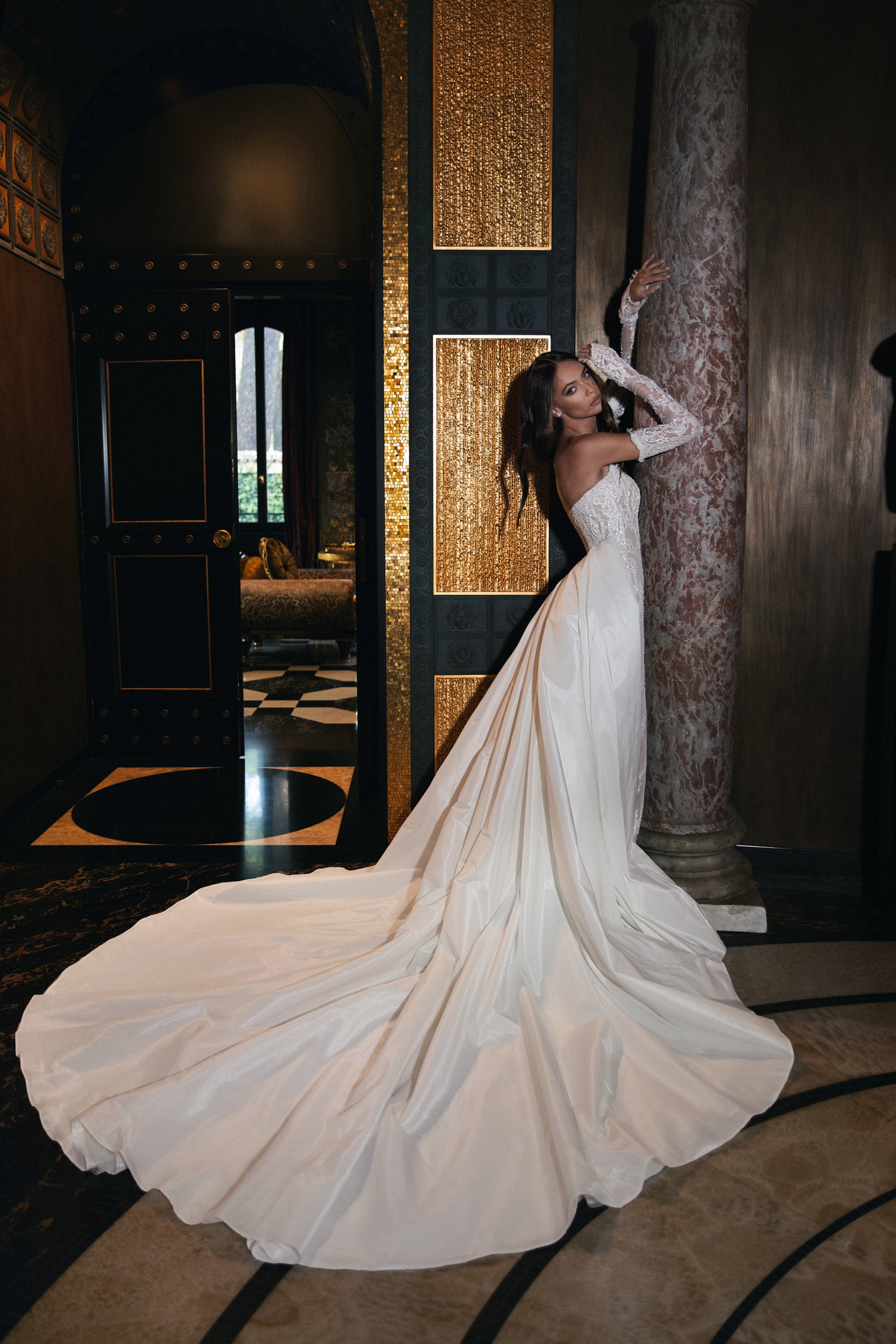 Wedding_Dress_Bridal_Gown_veil_Accessories_Los_Angeles_ForLove_Bridal-Monique-Lhuillier-pallas-Sima-Couture-Elysee-Vivienne-Westwood- Dana-Harel-Milla-Nova-La-Premiere-privee-Muse-cinq-Sophia-Tolli-ines-di-santo-leah-da-gloria-rivini-oscar-de-la-renta-ysa-makino-eden-aharon-Mariana-Hardwick-Oksana-Mukha-Couture-Dana-Harel-Kyha-Nicole-Felicia-Enzoani-bridal-veils-best-bridal-store-in-los-angeles-enzoani-vera-wang-sarah-seven-Grace-Loves-Lace-lovely-bride-lilis-rachel-&-rose-liz-martinez-Dovita-bridal-minis