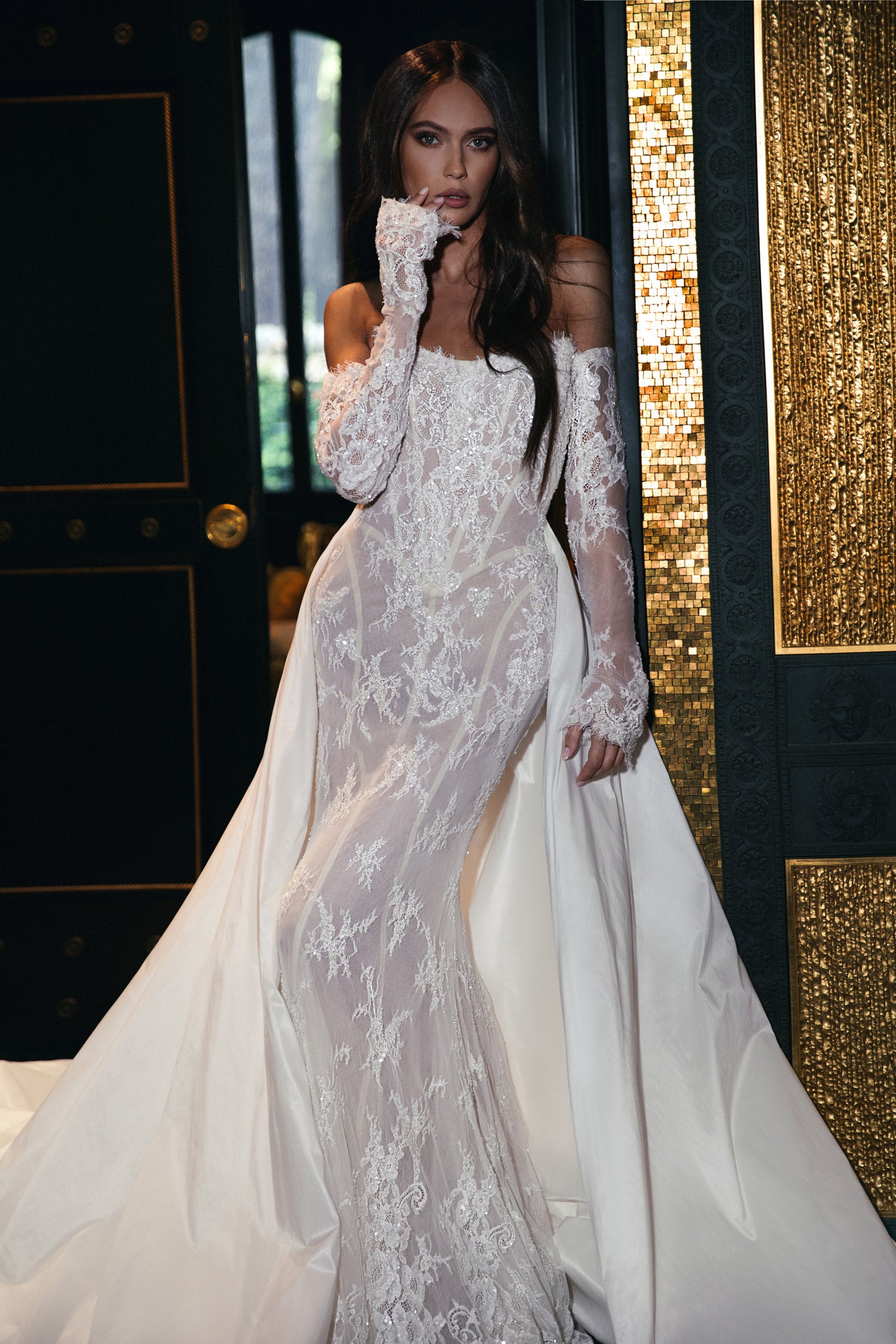 Wedding_Dress_Bridal_Gown_veil_Accessories_Los_Angeles_ForLove_Bridal-Monique-Lhuillier-pallas-Sima-Couture-Elysee-Vivienne-Westwood- Dana-Harel-Milla-Nova-La-Premiere-privee-Muse-cinq-Sophia-Tolli-ines-di-santo-leah-da-gloria-rivini-oscar-de-la-renta-ysa-makino-eden-aharon-Mariana-Hardwick-Oksana-Mukha-Couture-Dana-Harel-Kyha-Nicole-Felicia-Enzoani-bridal-veils-best-bridal-store-in-los-angeles-enzoani-vera-wang-sarah-seven-Grace-Loves-Lace-lovely-bride-lilis-rachel-&-rose-liz-martinez-Dovita-bridal-minis