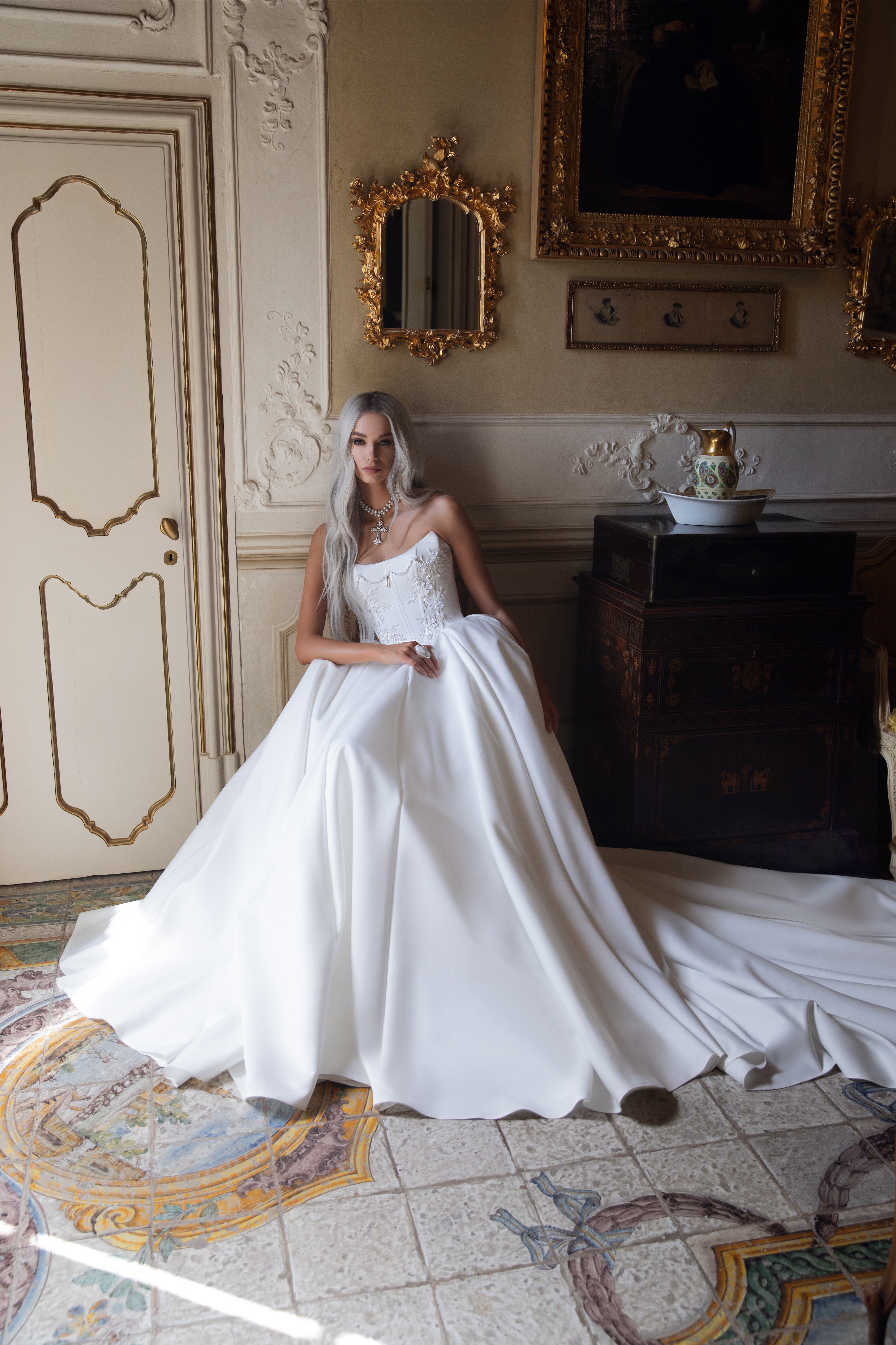 Wedding_Dress_Bridal_Gown_veil_Accessories_Los_Angeles_ForLove_Bridal-Monique-Lhuillier-pallas-Sima-Couture-Elysee-Vivienne-Westwood- Dana-Harel-Milla-Nova-La-Premiere-privee-loho-cinq-Sophia-Tolli-ines-di-santo-leah-da-gloria-rivini-oscar-de-la-renta-ysa-makino-eden-aharon-Mariana-Hardwick-Oksana-Mukha-Couture-Dana-Harel-Kyha-Nicole-Felicia-Enzoani-bridal-veils-best-bridal-store-in-los-angeles-enzoani-vera-wang-sarah-seven-Grace-Loves-Lace-lovely-bride-lilis-rachel-&-rose-liz-martinez-Dovita-bridal-minis