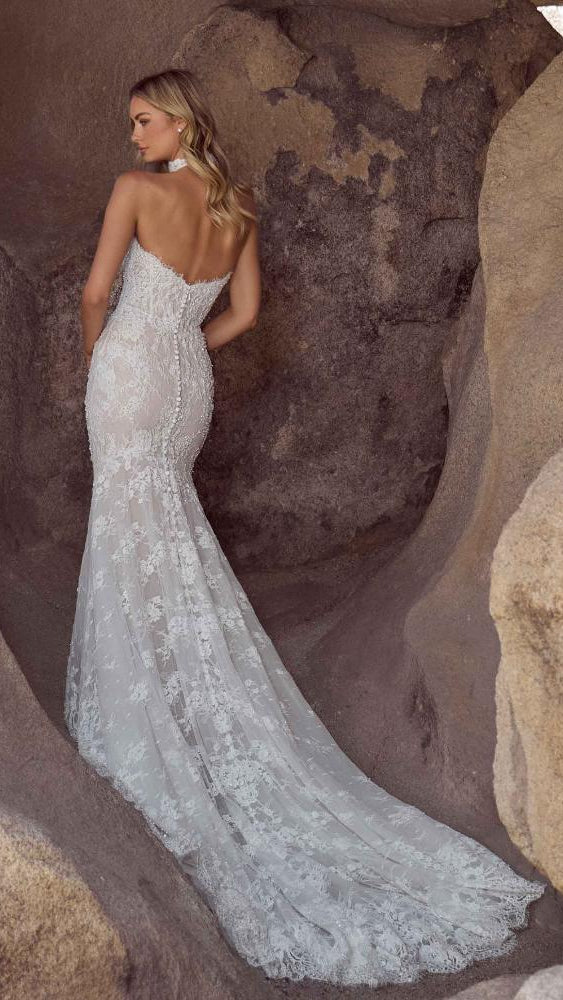 Wedding_Dress_Bridal_Gown_veil_Accessories_Los_Angeles_ForLove_Bridal-Monique-Lhuillier-pallas-Sima-Couture-Elysee-Vivienne-Westwood- Dana-Harel-Milla-Nova-La-Premiere-privee-Muse-cinq-Sophia-Tolli-ines-di-santo-leah-da-gloria-rivini-oscar-de-la-renta-ysa-makino-eden-aharon-Mariana-Hardwick-Oksana-Mukha-Couture-Dana-Harel-Kyha-Nicole-Felicia-Enzoani-bridal-veils-best-bridal-store-in-los-angeles-enzoani-vera-wang-sarah-seven-Grace-Loves-Lace-lovely-bride-lilis-rachel-&-rose-liz-martinez-Dovita-bridal-minis