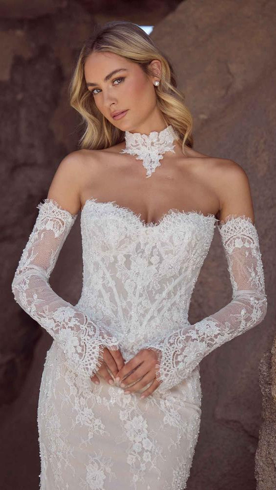Wedding_Dress_Bridal_Gown_veil_Accessories_Los_Angeles_ForLove_Bridal-Monique-Lhuillier-pallas-Sima-Couture-Elysee-Vivienne-Westwood- Dana-Harel-Milla-Nova-La-Premiere-privee-Muse-cinq-Sophia-Tolli-ines-di-santo-leah-da-gloria-rivini-oscar-de-la-renta-ysa-makino-eden-aharon-Mariana-Hardwick-Oksana-Mukha-Couture-Dana-Harel-Kyha-Nicole-Felicia-Enzoani-bridal-veils-best-bridal-store-in-los-angeles-enzoani-vera-wang-sarah-seven-Grace-Loves-Lace-lovely-bride-lilis-rachel-&-rose-liz-martinez-Dovita-bridal-minis
