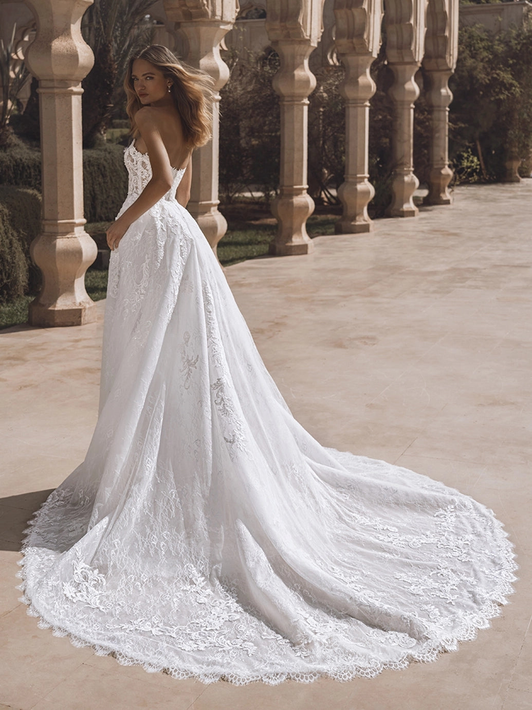 Wedding_Dress_Bridal_Gown_veil_Accessories_Los_Angeles_ForLove_Bridal-Monique-Lhuillier-pallas-Sima-Couture-Elysee-Vivienne-Westwood- Dana-Harel-Milla-Nova-La-Premiere-privee-Muse-cinq-Sophia-Tolli-ines-di-santo-leah-da-gloria-rivini-oscar-de-la-renta-ysa-makino-eden-aharon-Mariana-Hardwick-Oksana-Mukha-Couture-Dana-Harel-Kyha-Nicole-Felicia-Enzoani-bridal-veils-best-bridal-store-in-los-angeles-enzoani-vera-wang-sarah-seven-Grace-Loves-Lace-lovely-bride-lilis-rachel-&-rose-liz-martinez-Dovita-bridal-minis