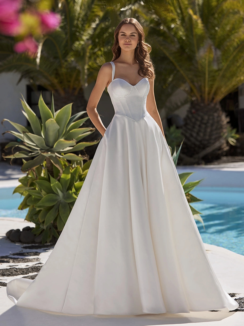 Wedding_Dress_Bridal_Gown_veil_Accessories_Los_Angeles_ForLove_Bridal-Monique-Lhuillier-pallas-Sima-Couture-Elysee-Vivienne-Westwood- Dana-Harel-Milla-Nova-La-Premiere-privee-Muse-cinq-Sophia-Tolli-ines-di-santo-leah-da-gloria-rivini-oscar-de-la-renta-ysa-makino-eden-aharon-Mariana-Hardwick-Oksana-Mukha-Couture-Dana-Harel-Kyha-Nicole-Felicia-Enzoani-bridal-veils-best-bridal-store-in-los-angeles-enzoani-vera-wang-sarah-seven-Grace-Loves-Lace-lovely-bride-lilis-rachel-&-rose-liz-martinez-Dovita-bridal-minis