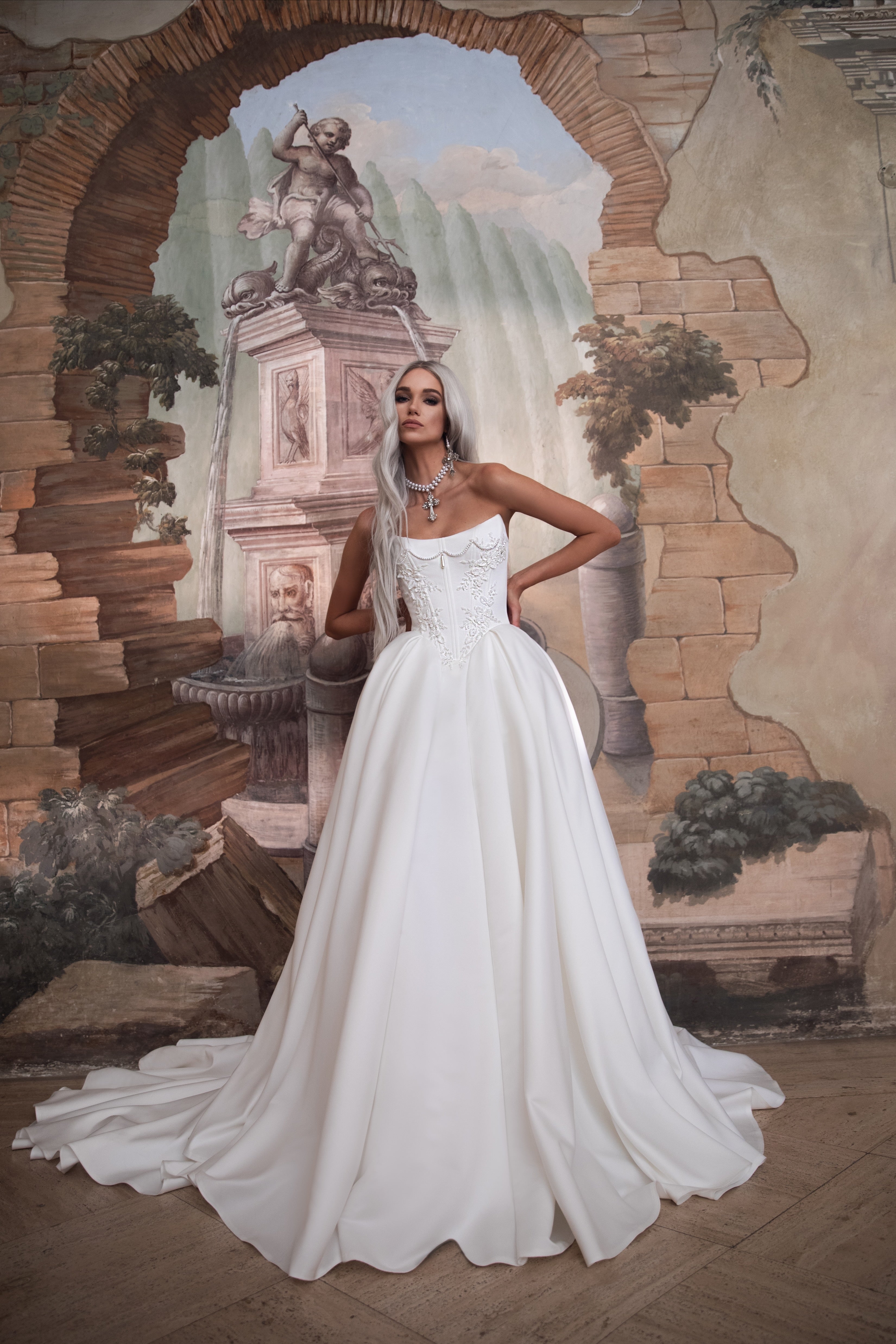 Wedding_Dress_Bridal_Gown_veil_Accessories_Los_Angeles_ForLove_Bridal-Monique-Lhuillier-pallas-Sima-Couture-Elysee-Vivienne-Westwood- Dana-Harel-Milla-Nova-La-Premiere-privee-loho-cinq-Sophia-Tolli-ines-di-santo-leah-da-gloria-rivini-oscar-de-la-renta-ysa-makino-eden-aharon-Mariana-Hardwick-Oksana-Mukha-Couture-Dana-Harel-Kyha-Nicole-Felicia-Enzoani-bridal-veils-best-bridal-store-in-los-angeles-enzoani-vera-wang-sarah-seven-Grace-Loves-Lace-lovely-bride-lilis-rachel-&-rose-liz-martinez-Dovita-bridal-minis
