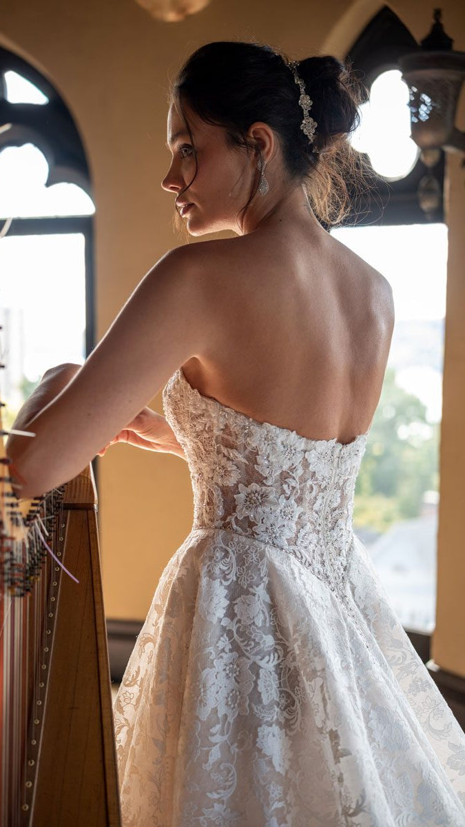 Wedding_Dress_Bridal_Gown_veil_Accessories_Los_Angeles_ForLove_Bridal-Monique-Lhuillier-pallas-Sima-Couture-Elysee-Vivienne-Westwood- Dana-Harel-Milla-Nova-La-Premiere-privee-Muse-cinq-Sophia-Tolli-ines-di-santo-leah-da-gloria-rivini-oscar-de-la-renta-ysa-makino-eden-aharon-Mariana-Hardwick-Oksana-Mukha-Couture-Dana-Harel-Kyha-Nicole-Felicia-Enzoani-bridal-veils-best-bridal-store-in-los-angeles-enzoani-vera-wang-sarah-seven-Grace-Loves-Lace-lovely-bride-lilis-rachel-&-rose-liz-martinez-Dovita-bridal-minis