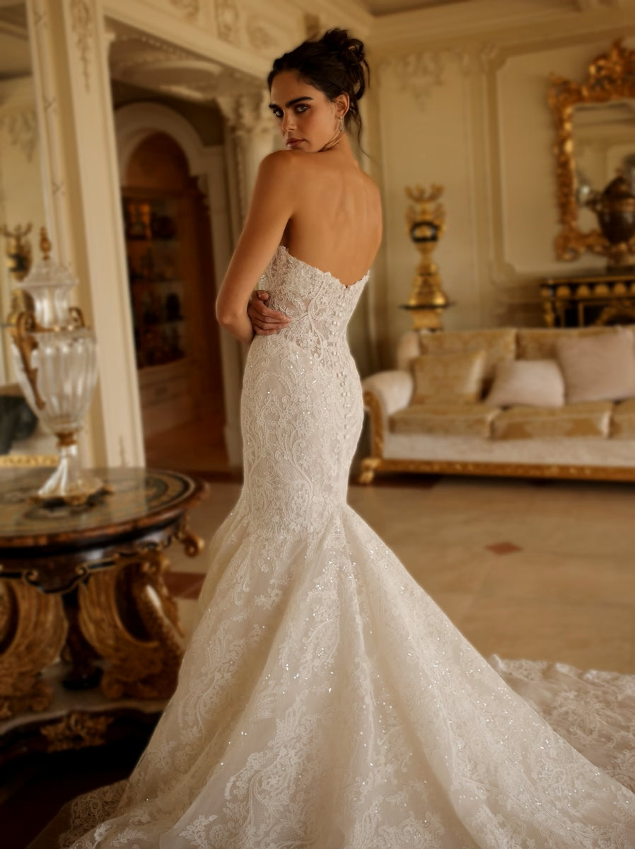 Wedding_Dress_Bridal_Gown_veil_Accessories_Los_Angeles_ForLove_Bridal-Monique-Lhuillier-pallas-Sima-Couture-Elysee-Vivienne-Westwood- Dana-Harel-Milla-Nova-La-Premiere-privee-Muse-cinq-Sophia-Tolli-ines-di-santo-leah-da-gloria-rivini-oscar-de-la-renta-ysa-makino-eden-aharon-Mariana-Hardwick-Oksana-Mukha-Couture-Dana-Harel-Kyha-Nicole-Felicia-Enzoani-bridal-veils-best-bridal-store-in-los-angeles-enzoani-vera-wang-sarah-seven-Grace-Loves-Lace-lovely-bride-lilis-rachel-&-rose-liz-martinez-Dovita-bridal-minis
