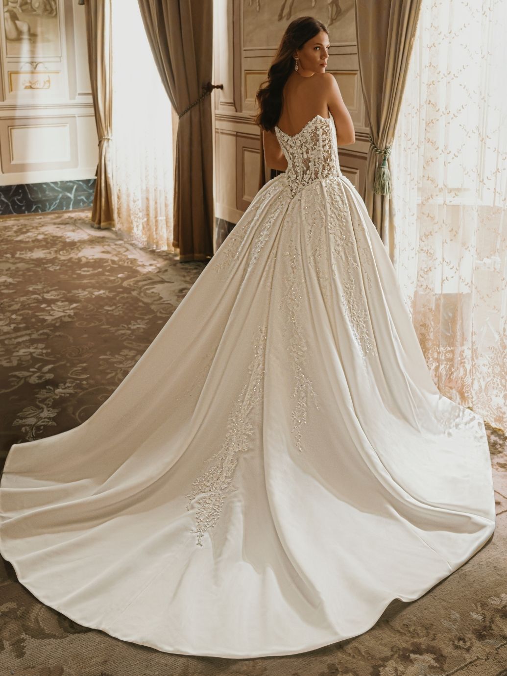 Wedding_Dress_Bridal_Gown_veil_Accessories_Los_Angeles_ForLove_Bridal-Monique-Lhuillier-pallas-Sima-Couture-Elysee-Vivienne-Westwood- Dana-Harel-Milla-Nova-La-Premiere-privee-Muse-cinq-Sophia-Tolli-ines-di-santo-leah-da-gloria-rivini-oscar-de-la-renta-ysa-makino-eden-aharon-Mariana-Hardwick-Oksana-Mukha-Couture-Dana-Harel-Kyha-Nicole-Felicia-Enzoani-bridal-veils-best-bridal-store-in-los-angeles-enzoani-vera-wang-sarah-seven-Grace-Loves-Lace-lovely-bride-lilis-rachel-&-rose-liz-martinez-Dovita-bridal-minis