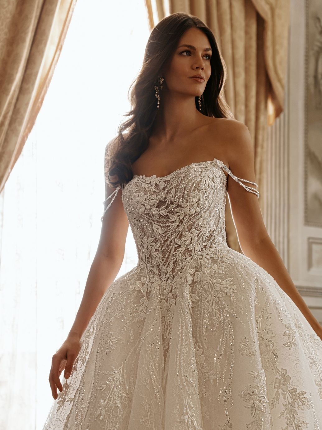 Wedding_Dress_Bridal_Gown_veil_Accessories_Los_Angeles_ForLove_Bridal-Monique-Lhuillier-pallas-Sima-Couture-Elysee-Vivienne-Westwood- Dana-Harel-Milla-Nova-La-Premiere-privee-Muse-cinq-Sophia-Tolli-ines-di-santo-leah-da-gloria-rivini-oscar-de-la-renta-ysa-makino-eden-aharon-Mariana-Hardwick-Oksana-Mukha-Couture-Dana-Harel-Kyha-Nicole-Felicia-Enzoani-bridal-veils-best-bridal-store-in-los-angeles-enzoani-vera-wang-sarah-seven-Grace-Loves-Lace-lovely-bride-lilis-rachel-&-rose-liz-martinez-Dovita-bridal-minis