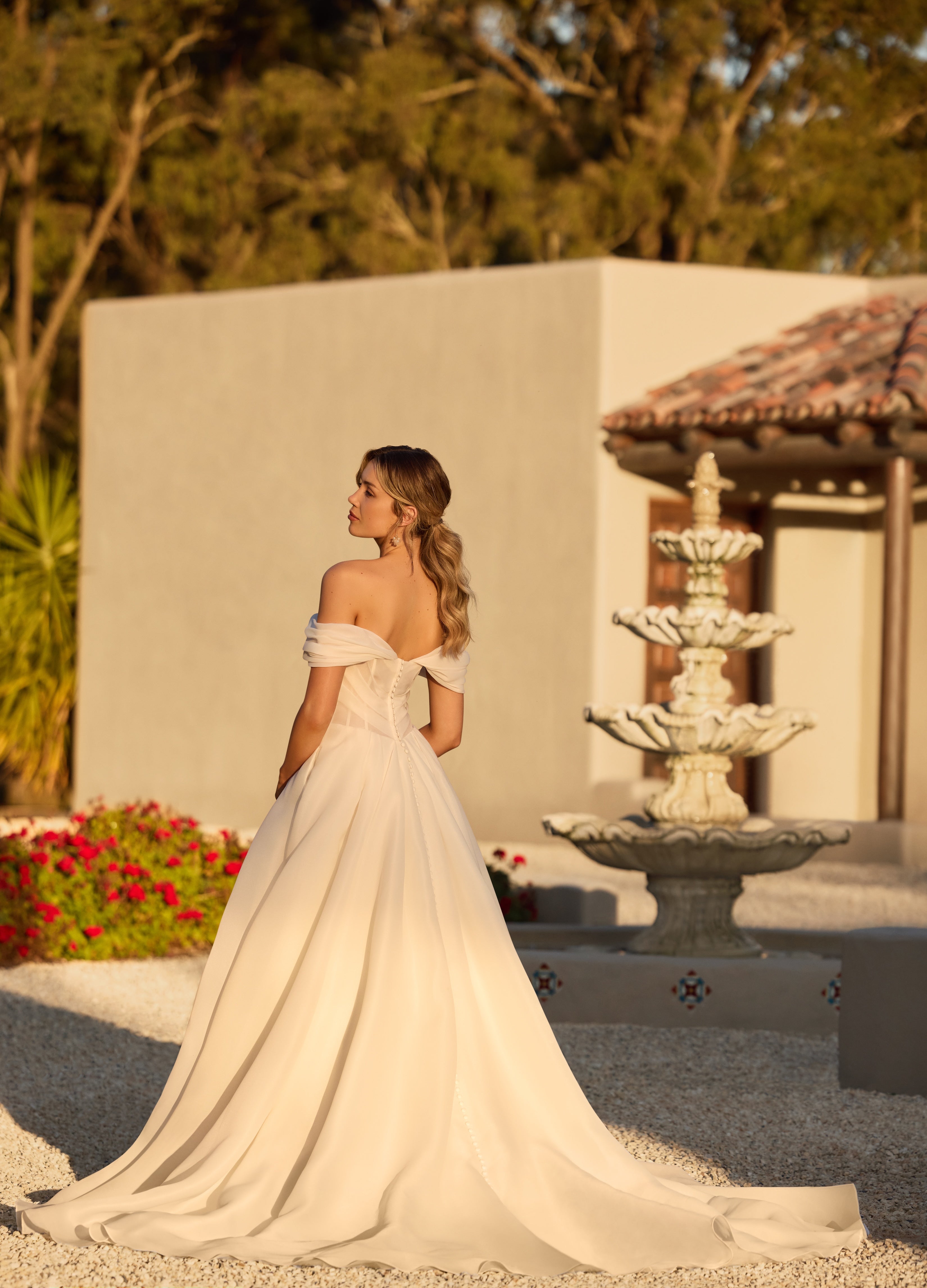 Wedding_Dress_Bridal_Gown_veil_Accessories_Los_Angeles_ForLove_Bridal-Monique-Lhuillier-pallas-Sima-Couture-Elysee-Vivienne-Westwood- Dana-Harel-Milla-Nova-La-Premiere-privee-loho-cinq-Sophia-Tolli-ines-di-santo-leah-da-gloria-rivini-oscar-de-la-renta-ysa-makino-eden-aharon-Mariana-Hardwick-Oksana-Mukha-Couture-Dana-Harel-Kyha-Nicole-Felicia-Enzoani-bridal-veils-best-bridal-store-in-los-angeles-enzoani-vera-wang-sarah-seven-Grace-Loves-Lace-lovely-bride-lilis-rachel-&-rose-liz-martinez-Dovita-bridal-minis