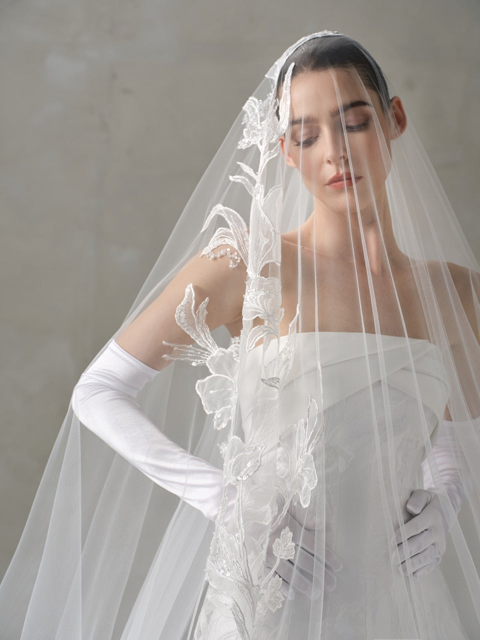Wedding_Dress_Bridal_Gown_veil_Accessories_Los_Angeles_ForLove_Bridal-Monique-Lhuillier-pallas-Sima-Couture-Elysee-Vivienne-Westwood- Dana-Harel-Milla-Nova-La-Premiere-privee-Muse-cinq-Sophia-Tolli-ines-di-santo-leah-da-gloria-rivini-oscar-de-la-renta-ysa-makino-eden-aharon-Mariana-Hardwick-Oksana-Mukha-Couture-Dana-Harel-Kyha-Nicole-Felicia-Enzoani-bridal-veils-best-bridal-store-in-los-angeles-enzoani-vera-wang-sarah-seven-Grace-Loves-Lace-lovely-bride-lilis-rachel-&-rose-liz-martinez-Dovita-bridal-minis