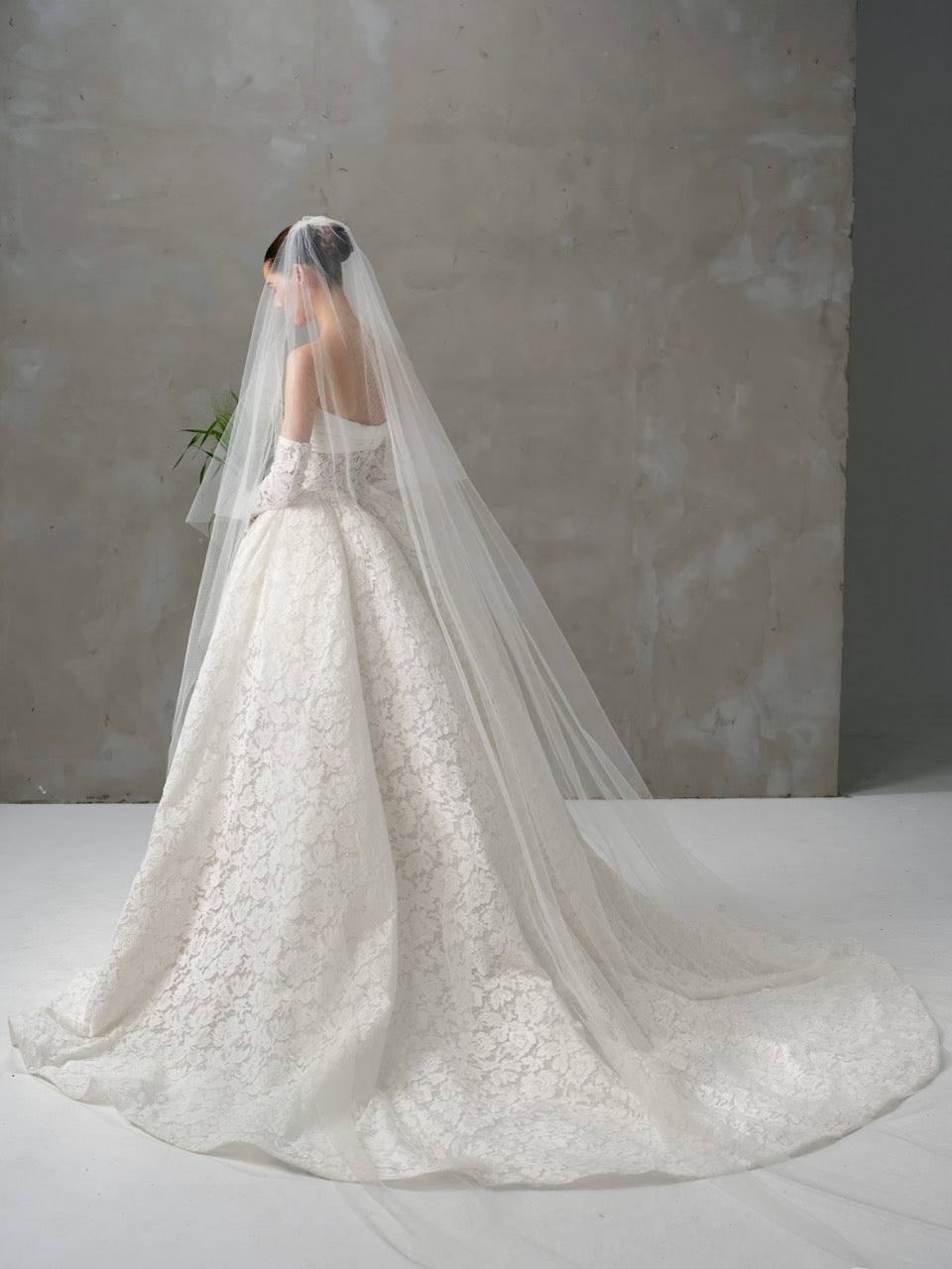 Wedding_Dress_Bridal_Gown_veil_Accessories_Los_Angeles_ForLove_Bridal-Monique-Lhuillier-pallas-Sima-Couture-Elysee-Vivienne-Westwood- Dana-Harel-Milla-Nova-La-Premiere-privee-Muse-cinq-Sophia-Tolli-ines-di-santo-leah-da-gloria-rivini-oscar-de-la-renta-ysa-makino-eden-aharon-Mariana-Hardwick-Oksana-Mukha-Couture-Dana-Harel-Kyha-Nicole-Felicia-Enzoani-bridal-veils-best-bridal-store-in-los-angeles-enzoani-vera-wang-sarah-seven-Grace-Loves-Lace-lovely-bride-lilis-rachel-&-rose-liz-martinez-Dovita-bridal-minis