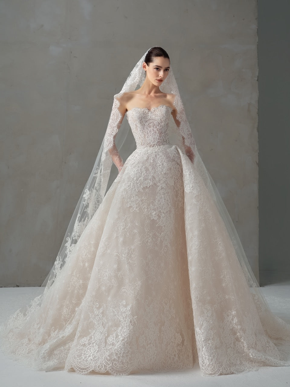 Wedding_Dress_Bridal_Gown_veil_Accessories_Los_Angeles_ForLove_Bridal-Monique-Lhuillier-pallas-Sima-Couture-Elysee-Vivienne-Westwood- Dana-Harel-Milla-Nova-La-Premiere-privee-Muse-cinq-Sophia-Tolli-ines-di-santo-leah-da-gloria-rivini-oscar-de-la-renta-ysa-makino-eden-aharon-Mariana-Hardwick-Oksana-Mukha-Couture-Dana-Harel-Kyha-Nicole-Felicia-Enzoani-bridal-veils-best-bridal-store-in-los-angeles-enzoani-vera-wang-sarah-seven-Grace-Loves-Lace-lovely-bride-lilis-rachel-&-rose-liz-martinez-Dovita-bridal-minis