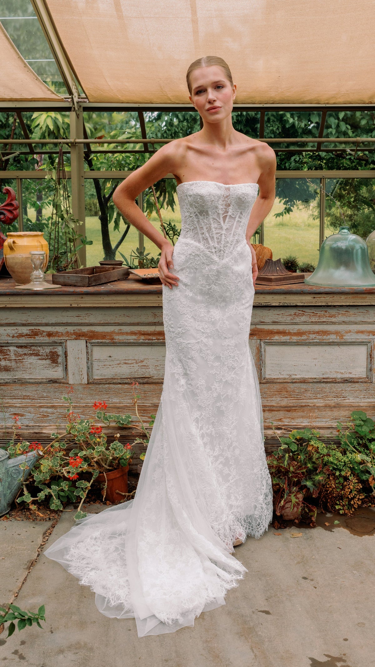 Wedding_Dress_Bridal_Gown_veil_Accessories_Los_Angeles_ForLove_Bridal-Monique-Lhuillier-pallas-Sima-Couture-Elysee-Vivienne-Westwood- Dana-Harel-Milla-Nova-La-Premiere-privee-Muse-cinq-Sophia-Tolli-ines-di-santo-leah-da-gloria-rivini-oscar-de-la-renta-ysa-makino-eden-aharon-Mariana-Hardwick-Oksana-Mukha-Couture-Dana-Harel-Kyha-Nicole-Felicia-Enzoani-bridal-veils-best-bridal-store-in-los-angeles-enzoani-vera-wang-sarah-seven-Grace-Loves-Lace-lovely-bride-lilis-rachel-&-rose-liz-martinez-Dovita-bridal-minis