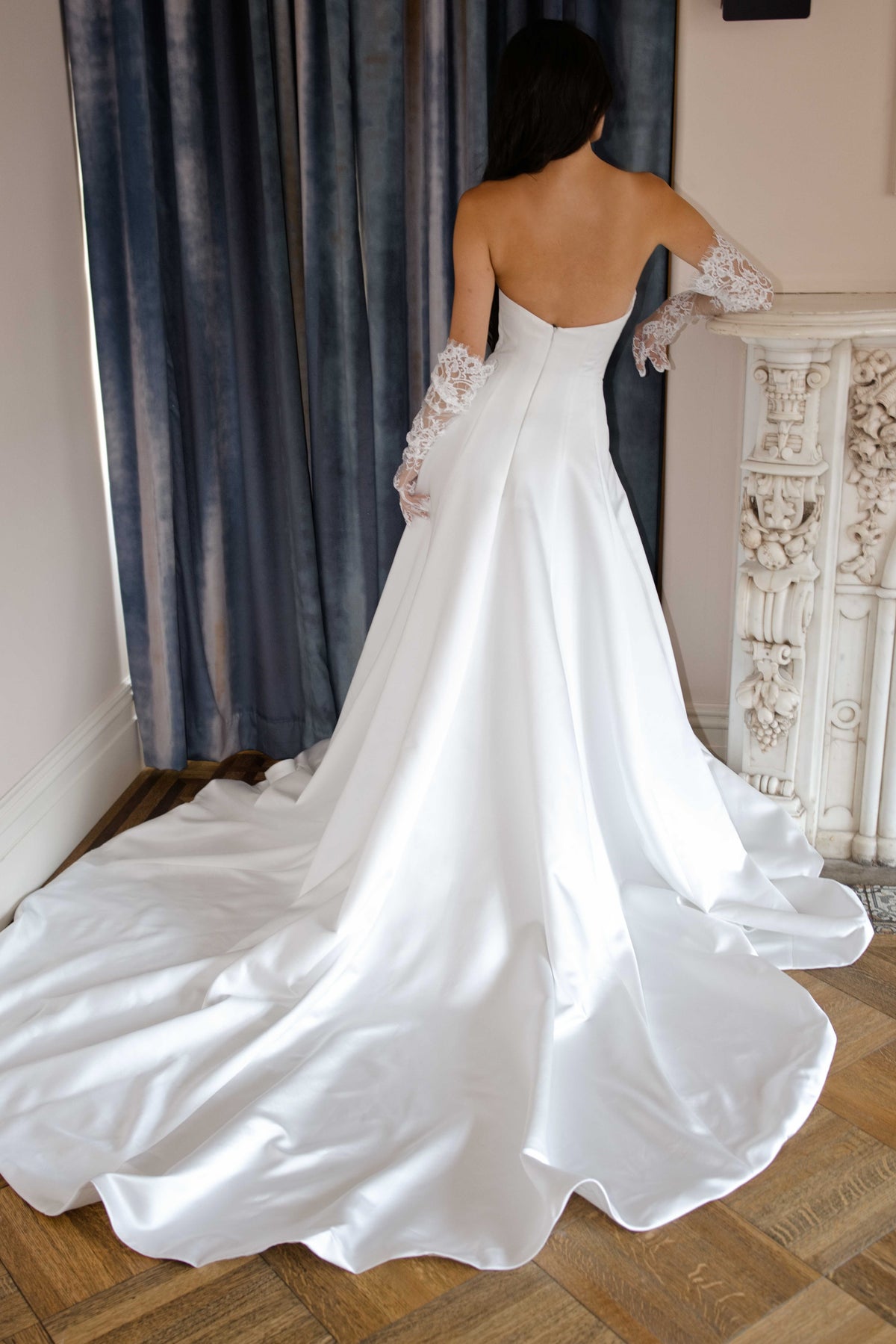 Wedding_Dress_Bridal_Gown_veil_Accessories_Los_Angeles_ForLove_Bridal-Monique-Lhuillier-pallas-Sima-Couture-Elysee-Vivienne-Westwood- Dana-Harel-Milla-Nova-La-Premiere-privee-Muse-cinq-Sophia-Tolli-ines-di-santo-leah-da-gloria-rivini-oscar-de-la-renta-ysa-makino-eden-aharon-Mariana-Hardwick-Oksana-Mukha-Couture-Dana-Harel-Kyha-Nicole-Felicia-Enzoani-bridal-veils-best-bridal-store-in-los-angeles-enzoani-vera-wang-sarah-seven-Grace-Loves-Lace-lovely-bride-lilis-rachel-&-rose-liz-martinez-Dovita-bridal-minis