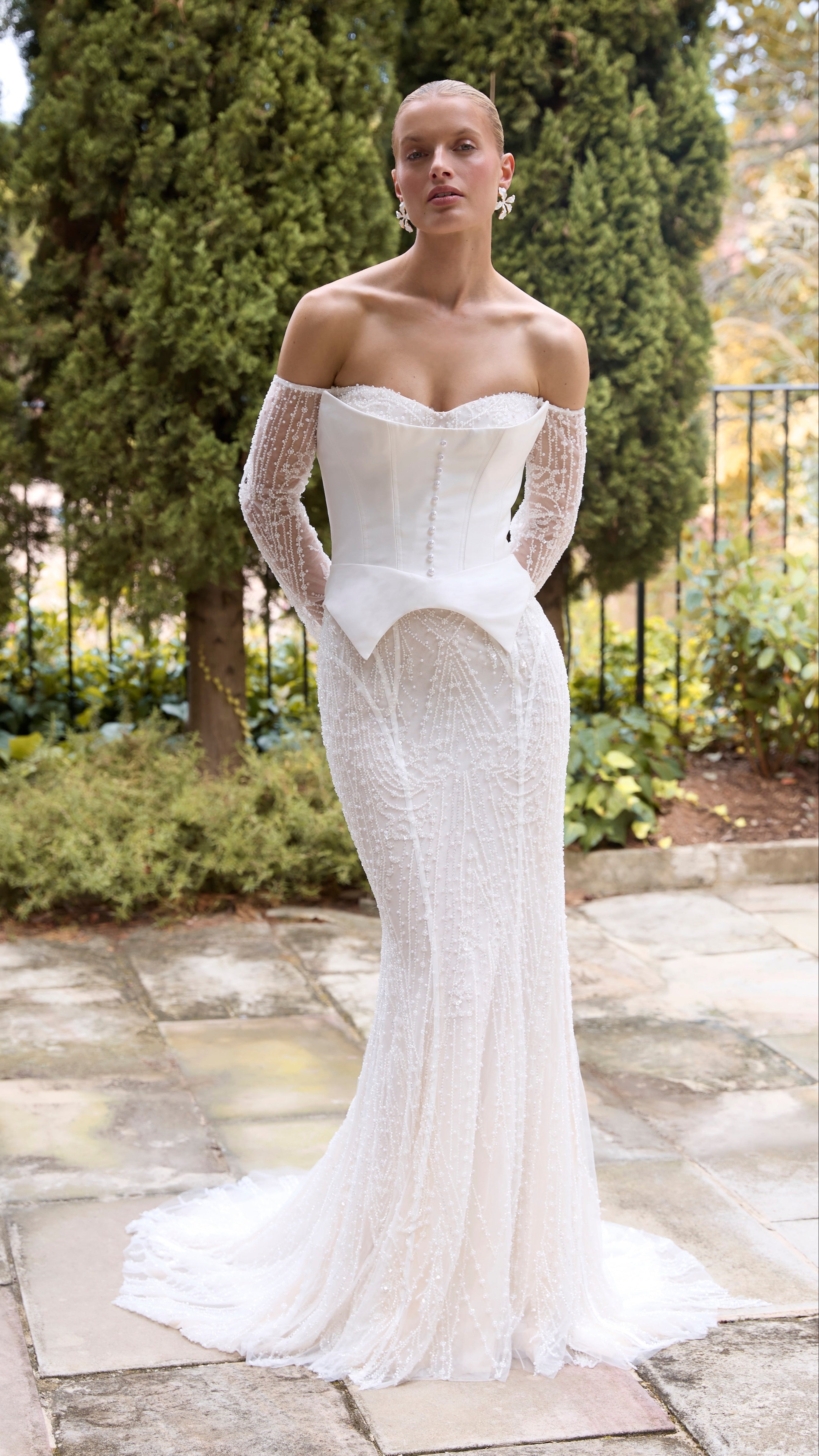 Wedding_Dress_Bridal_Gown_veil_Accessories_Los_Angeles_ForLove_Bridal-Monique-Lhuillier-pallas-Sima-Couture-Elysee-Vivienne-Westwood- Dana-Harel-Milla-Nova-La-Premiere-privee-loho-cinq-Sophia-Tolli-ines-di-santo-leah-da-gloria-rivini-oscar-de-la-renta-ysa-makino-eden-aharon-Mariana-Hardwick-Oksana-Mukha-Couture-Dana-Harel-Kyha-Nicole-Felicia-Enzoani-bridal-veils-best-bridal-store-in-los-angeles-enzoani-vera-wang-sarah-seven-Grace-Loves-Lace-lovely-bride-lilis-rachel-&-rose-liz-martinez-Dovita-bridal-minis