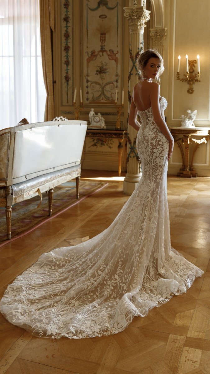 Wedding_Dress_Bridal_Gown_veil_Accessories_Los_Angeles_ForLove_Bridal-Monique-Lhuillier-pallas-Sima-Couture-Elysee-Vivienne-Westwood- Dana-Harel-Milla-Nova-La-Premiere-privee-loho-cinq-Sophia-Tolli-ines-di-santo-leah-da-gloria-rivini-oscar-de-la-renta-ysa-makino-eden-aharon-Mariana-Hardwick-Oksana-Mukha-Couture-Dana-Harel-Kyha-Nicole-Felicia-Enzoani-bridal-veils-best-bridal-store-in-los-angeles-enzoani-vera-wang-sarah-seven-Grace-Loves-Lace-lovely-bride-lilis-rachel-&-rose-liz-martinez-Dovita-bridal-minis
