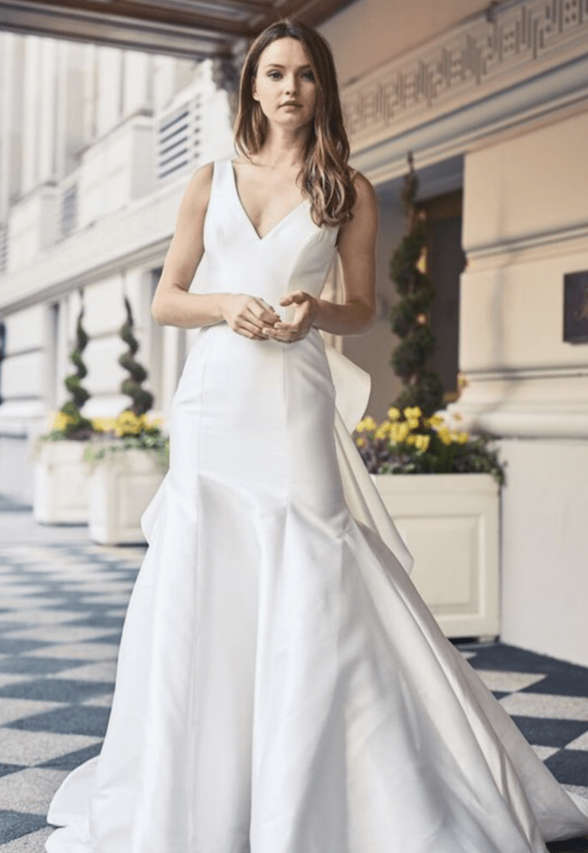 Wedding_Dress_Bridal_Gown_veil_Accessories_Los_Angeles_ForLove_Bridal-Monique-Lhuillier-pallas-Sima-Couture-Elysee-Vivienne-Westwood- Dana-Harel-Milla-Nova-La-Premiere-privee-loho-cinq-Sophia-Tolli-ines-di-santo-leah-da-gloria-rivini-oscar-de-la-renta-ysa-makino-eden-aharon-Mariana-Hardwick-Oksana-Mukha-Couture-Dana-Harel-Kyha-Nicole-Felicia-Enzoani-bridal-veils-best-bridal-store-in-los-angeles-enzoani-vera-wang-sarah-seven-Grace-Loves-Lace-lovely-bride-lilis-rachel-&-rose-liz-martinez-Dovita-bridal-minis