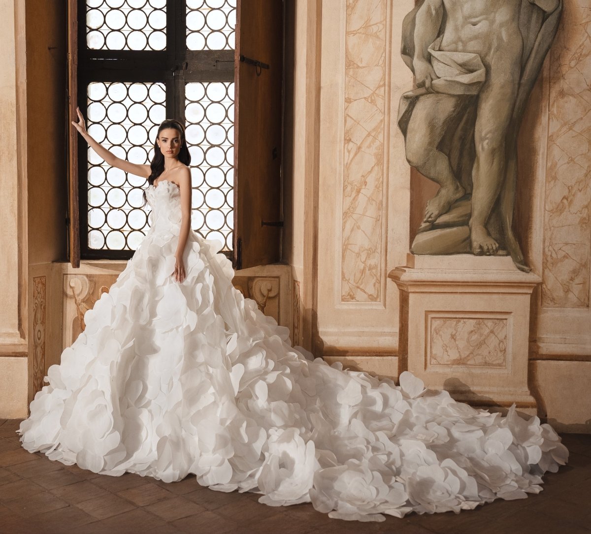 Wedding_Dress_Bridal_Gown_veil_Accessories_Los_Angeles_ForLove_Bridal-Monique-Lhuillier-pallas-Sima-Couture-Elysee-Vivienne-Westwood- Dana-Harel-Milla-Nova-La-Premiere-privee-loho-cinq-Sophia-Tolli-ines-di-santo-leah-da-gloria-rivini-oscar-de-la-renta-ysa-makino-eden-aharon-Mariana-Hardwick-Oksana-Mukha-Couture-Dana-Harel-Kyha-Nicole-Felicia-Enzoani-bridal-veils-best-bridal-store-in-los-angeles-enzoani-vera-wang-sarah-seven-Grace-Loves-Lace-lovely-bride-lilis-rachel-&-rose-liz-martinez-Dovita-bridal-minis