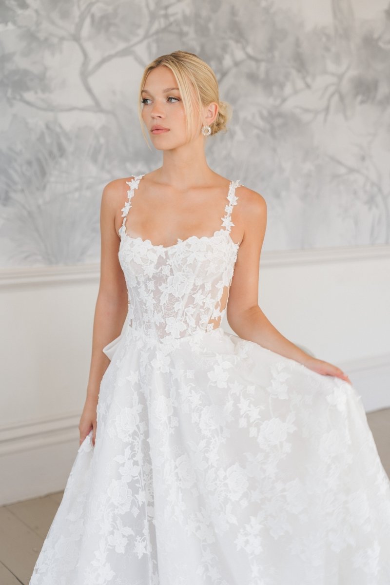 Wedding_Dress_Bridal_Gown_veil_Accessories_Los_Angeles_ForLove_Bridal-Monique-Lhuillier-pallas-Sima-Couture-Elysee-Vivienne-Westwood- Dana-Harel-Milla-Nova-La-Premiere-privee-loho-cinq-Sophia-Tolli-ines-di-santo-leah-da-gloria-rivini-oscar-de-la-renta-ysa-makino-eden-aharon-Mariana-Hardwick-Oksana-Mukha-Couture-Dana-Harel-Kyha-Nicole-Felicia-Enzoani-bridal-veils-best-bridal-store-in-los-angeles-enzoani-vera-wang-sarah-seven-Grace-Loves-Lace-lovely-bride-lilis-rachel-&-rose-liz-martinez-Dovita-bridal-minis