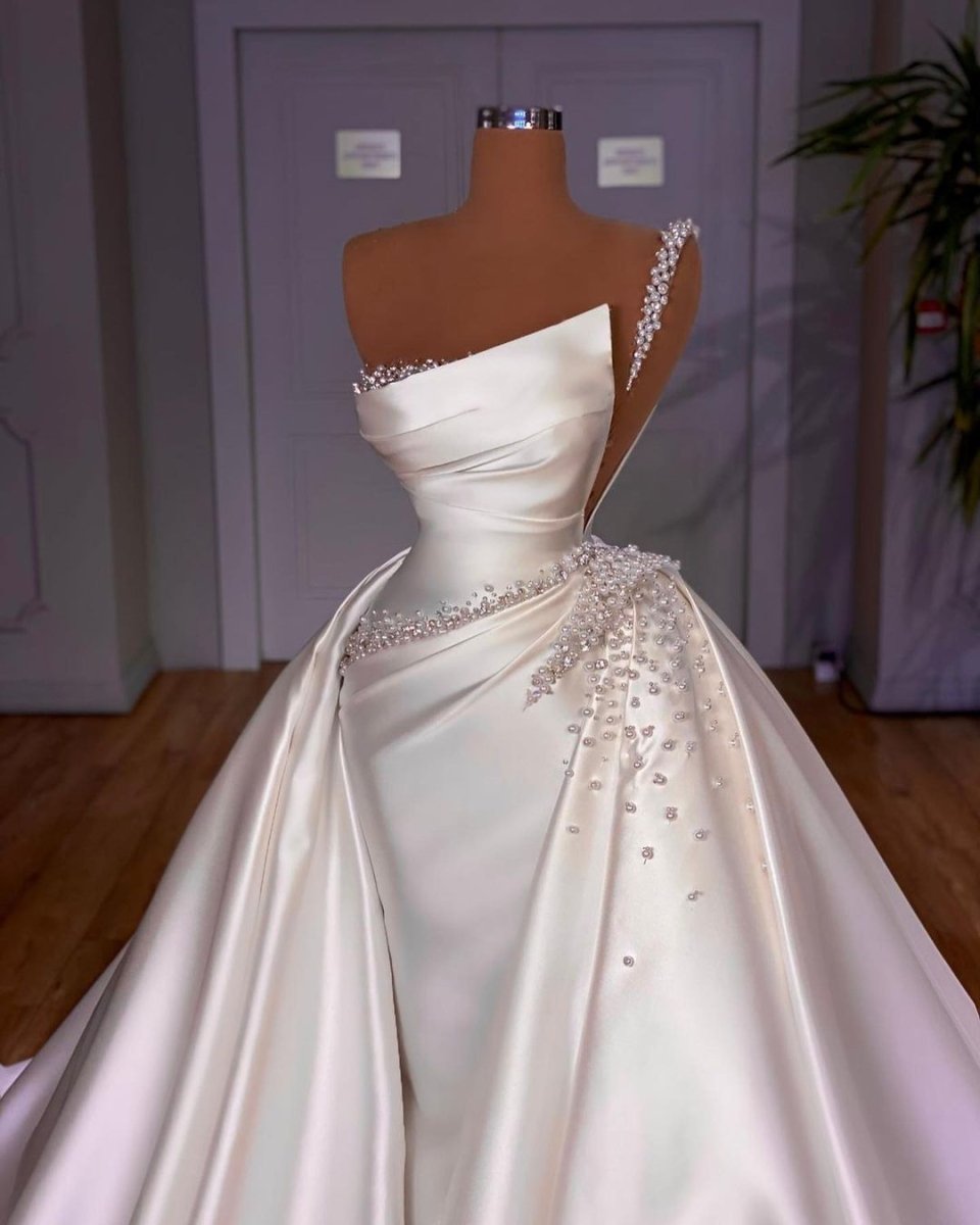 Wedding_Dress_Bridal_Gown_veil_Accessories_Los_Angeles_ForLove_Bridal-Monique-Lhuillier-pallas-Sima-Couture-Elysee-Vivienne-Westwood- Dana-Harel-Milla-Nova-La-Premiere-privee-loho-cinq-Sophia-Tolli-ines-di-santo-leah-da-gloria-rivini-oscar-de-la-renta-ysa-makino-eden-aharon-Mariana-Hardwick-Oksana-Mukha-Couture-Dana-Harel-Kyha-Nicole-Felicia-Enzoani-bridal-veils-best-bridal-store-in-los-angeles-enzoani-vera-wang-sarah-seven-Grace-Loves-Lace-lovely-bride-lilis-rachel-&-rose-liz-martinez-Dovita-bridal-minis