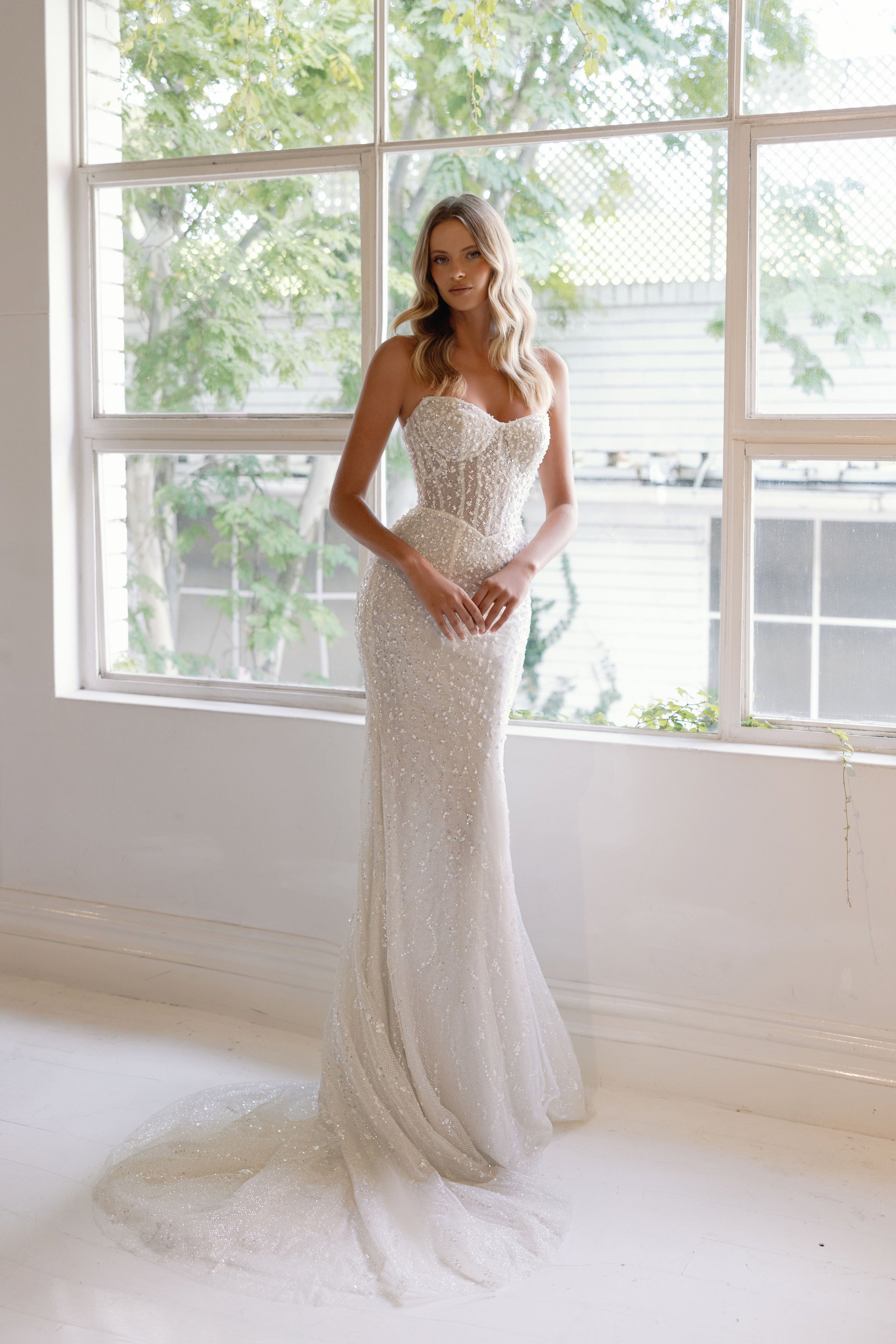 Wedding_Dress_Bridal_Gown_veil_Accessories_Los_Angeles_ForLove_Bridal-Monique-Lhuillier-pallas-Sima-Couture-Elysee-Vivienne-Westwood- Dana-Harel-Milla-Nova-La-Premiere-privee-loho-cinq-Sophia-Tolli-ines-di-santo-leah-da-gloria-rivini-oscar-de-la-renta-ysa-makino-eden-aharon-Mariana-Hardwick-Oksana-Mukha-Couture-Dana-Harel-Kyha-Nicole-Felicia-Enzoani-bridal-veils-best-bridal-store-in-los-angeles-enzoani-vera-wang-sarah-seven-Grace-Loves-Lace-lovely-bride-lilis-rachel-&-rose-liz-martinez-Dovita-bridal-minis