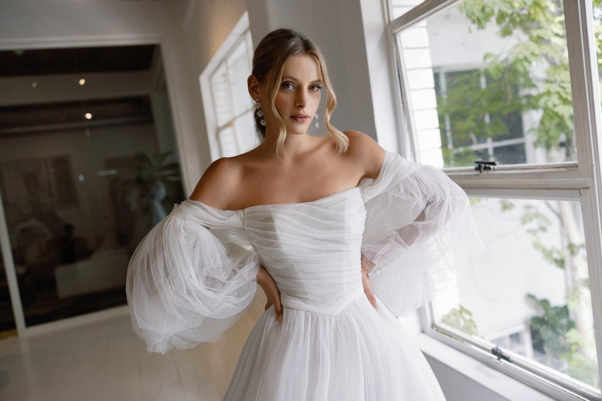 Wedding_Dress_Bridal_Gown_veil_Accessories_Los_Angeles_ForLove_Bridal-Monique-Lhuillier-pallas-Sima-Couture-Elysee-Vivienne-Westwood- Dana-Harel-Milla-Nova-La-Premiere-privee-loho-cinq-Sophia-Tolli-ines-di-santo-leah-da-gloria-rivini-oscar-de-la-renta-ysa-makino-eden-aharon-Mariana-Hardwick-Oksana-Mukha-Couture-Dana-Harel-Kyha-Nicole-Felicia-Enzoani-bridal-veils-best-bridal-store-in-los-angeles-enzoani-vera-wang-sarah-seven-Grace-Loves-Lace-lovely-bride-lilis-rachel-&-rose-liz-martinez-Dovita-bridal-minis