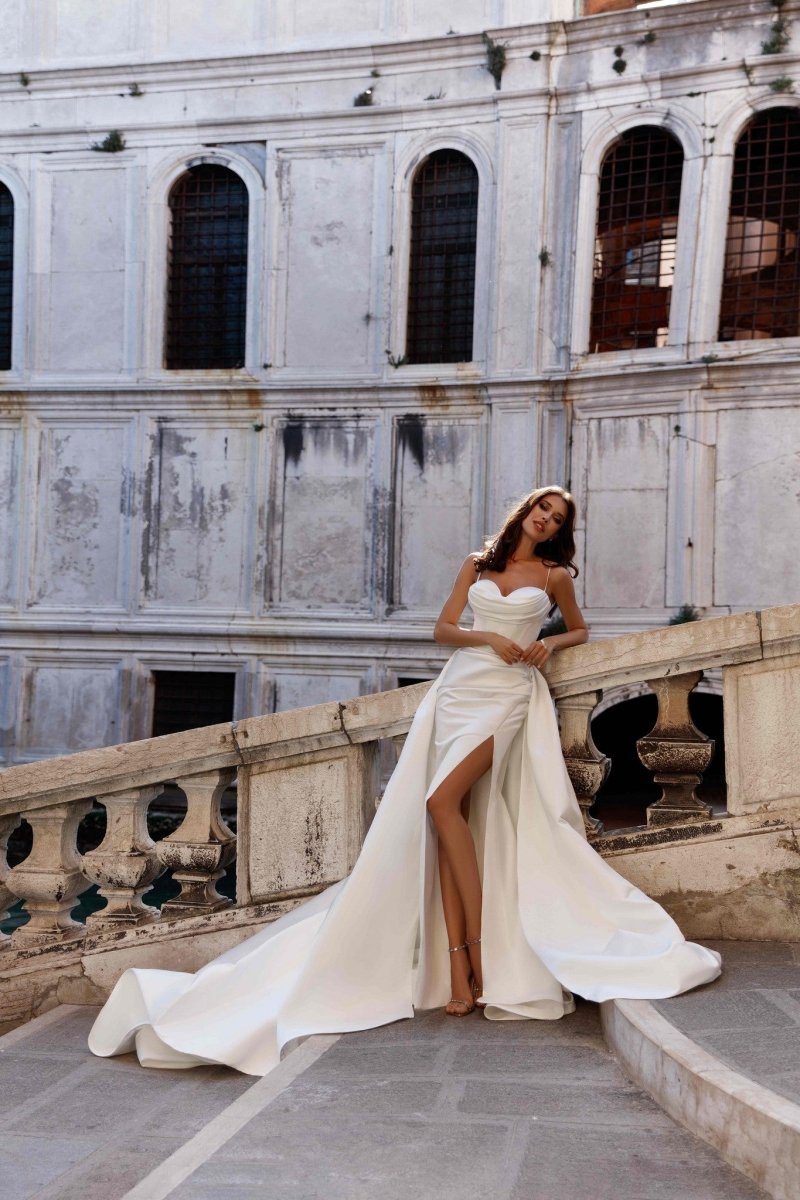 Wedding_Dress_Bridal_Gown_veil_Accessories_Los_Angeles_ForLove_Bridal-Monique-Lhuillier-pallas-Sima-Couture-Elysee-Vivienne-Westwood- Dana-Harel-Milla-Nova-La-Premiere-privee-loho-cinq-Sophia-Tolli-ines-di-santo-leah-da-gloria-rivini-oscar-de-la-renta-ysa-makino-eden-aharon-Mariana-Hardwick-Oksana-Mukha-Couture-Dana-Harel-Kyha-Nicole-Felicia-Enzoani-bridal-veils-best-bridal-store-in-los-angeles-enzoani-vera-wang-sarah-seven-Grace-Loves-Lace-lovely-bride-lilis-rachel-&-rose-liz-martinez-Dovita-bridal-minis