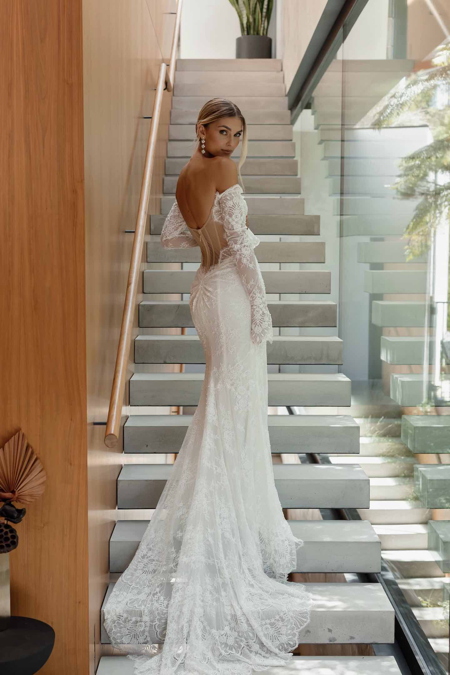 Wedding_Dress_Bridal_Gown_veil_Accessories_Los_Angeles_ForLove_Bridal-Monique-Lhuillier-pallas-Sima-Couture-Elysee-Vivienne-Westwood- Dana-Harel-Milla-Nova-La-Premiere-privee-loho-cinq-Sophia-Tolli-ines-di-santo-leah-da-gloria-rivini-oscar-de-la-renta-ysa-makino-eden-aharon-Mariana-Hardwick-Oksana-Mukha-Couture-Dana-Harel-Kyha-Nicole-Felicia-Enzoani-bridal-veils-best-bridal-store-in-los-angeles-enzoani-vera-wang-sarah-seven-Grace-Loves-Lace-lovely-bride-lilis-rachel-&-rose-liz-martinez-Dovita-bridal-minis