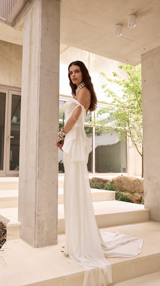 Wedding_Dress_Bridal_Gown_veil_Accessories_Los_Angeles_ForLove_Bridal-Monique-Lhuillier-pallas-Sima-Couture-Elysee-Vivienne-Westwood- Dana-Harel-Milla-Nova-La-Premiere-privee-loho-cinq-Sophia-Tolli-ines-di-santo-leah-da-gloria-rivini-oscar-de-la-renta-ysa-makino-eden-aharon-Mariana-Hardwick-Oksana-Mukha-Couture-Dana-Harel-Kyha-Nicole-Felicia-Enzoani-bridal-veils-best-bridal-store-in-los-angeles-enzoani-vera-wang-sarah-seven-Grace-Loves-Lace-lovely-bride-lilis-rachel-&-rose-liz-martinez-Dovita-bridal-minis