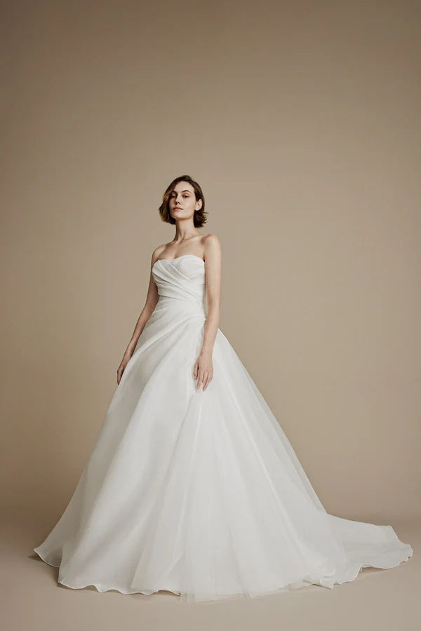 Wedding_Dress_Bridal_Gown_veil_Accessories_Los_Angeles_ForLove_Bridal-Monique-Lhuillier-pallas-Sima-Couture-Elysee-Vivienne-Westwood- Dana-Harel-Milla-Nova-La-Premiere-privee-loho-cinq-Sophia-Tolli-ines-di-santo-leah-da-gloria-rivini-oscar-de-la-renta-ysa-makino-eden-aharon-Mariana-Hardwick-Oksana-Mukha-Couture-Dana-Harel-Kyha-Nicole-Felicia-Enzoani-bridal-veils-best-bridal-store-in-los-angeles-enzoani-vera-wang-sarah-seven-Grace-Loves-Lace-lovely-bride-lilis-rachel-&-rose-liz-martinez-Dovita-bridal-minis