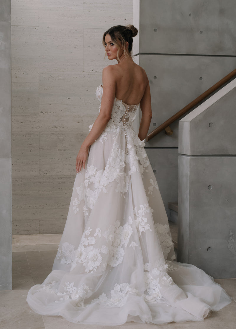 The Dublin — Moira Hughes Couture Wedding Dresses Sydney