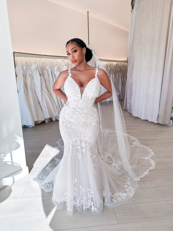 Plus Size Wedding Dresses & Bridal Gowns | Olivia Bottega