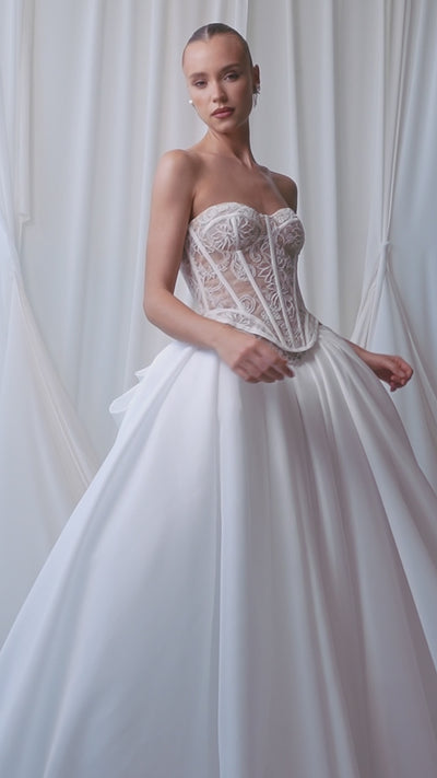 Wedding_Dress_Bridal_Gown_veil_Accessories_Los_Angeles_ForLove_Bridal-Monique-Lhuillier-pallas-Sima-Couture-Elysee-Vivienne-Westwood- Dana-Harel-Milla-Nova-La-Premiere-privee-Muse-cinq-Sophia-Tolli-ines-di-santo-leah-da-gloria-rivini-oscar-de-la-renta-ysa-makino-eden-aharon-Mariana-Hardwick-Oksana-Mukha-Couture-Dana-Harel-Kyha-Nicole-Felicia-Enzoani-bridal-veils-best-bridal-store-in-los-angeles-enzoani-vera-wang-sarah-seven-Grace-Loves-Lace-lovely-bride-lilis-rachel-&-rose-liz-martinez-Dovita-bridal-minis