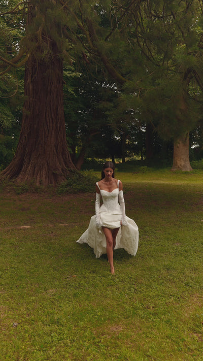 Wedding_Dress_Bridal_Gown_veil_Accessories_Los_Angeles_ForLove_Bridal-Monique-Lhuillier-pallas-Sima-Couture-Elysee-Vivienne-Westwood- Dana-Harel-Milla-Nova-La-Premiere-privee-Muse-cinq-Sophia-Tolli-ines-di-santo-leah-da-gloria-rivini-oscar-de-la-renta-ysa-makino-eden-aharon-Mariana-Hardwick-Oksana-Mukha-Couture-Dana-Harel-Kyha-Nicole-Felicia-Enzoani-bridal-veils-best-bridal-store-in-los-angeles-enzoani-vera-wang-sarah-seven-Grace-Loves-Lace-lovely-bride-lilis-rachel-&-rose-liz-martinez-Dovita-bridal-minis
